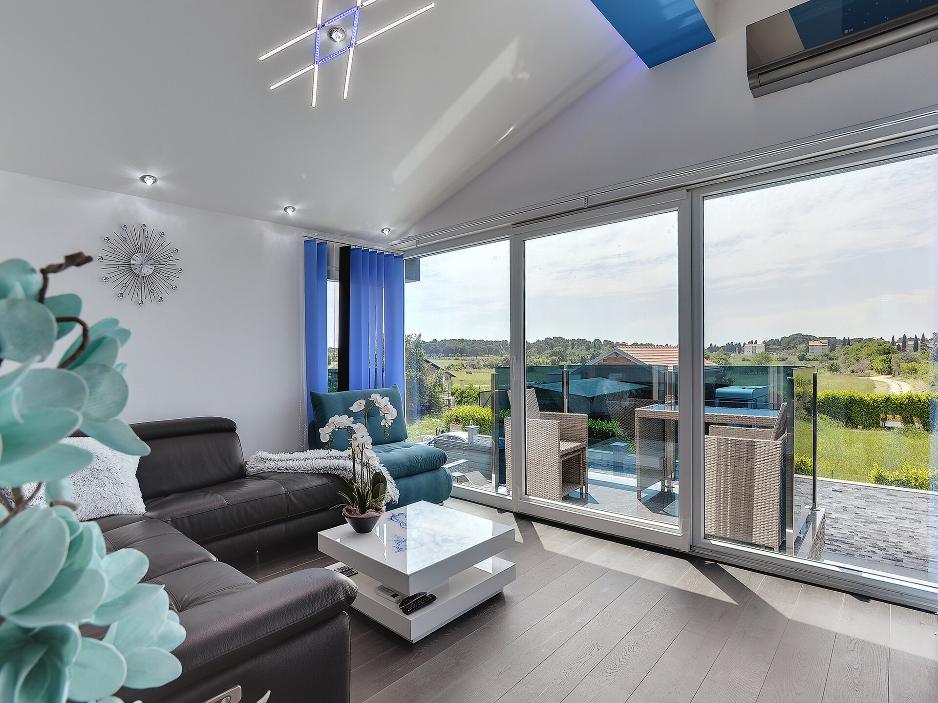 Villa Danijela in Fažana: privézwembad, 4 slaapkamers, vlakbij strand en centrum - foto 9