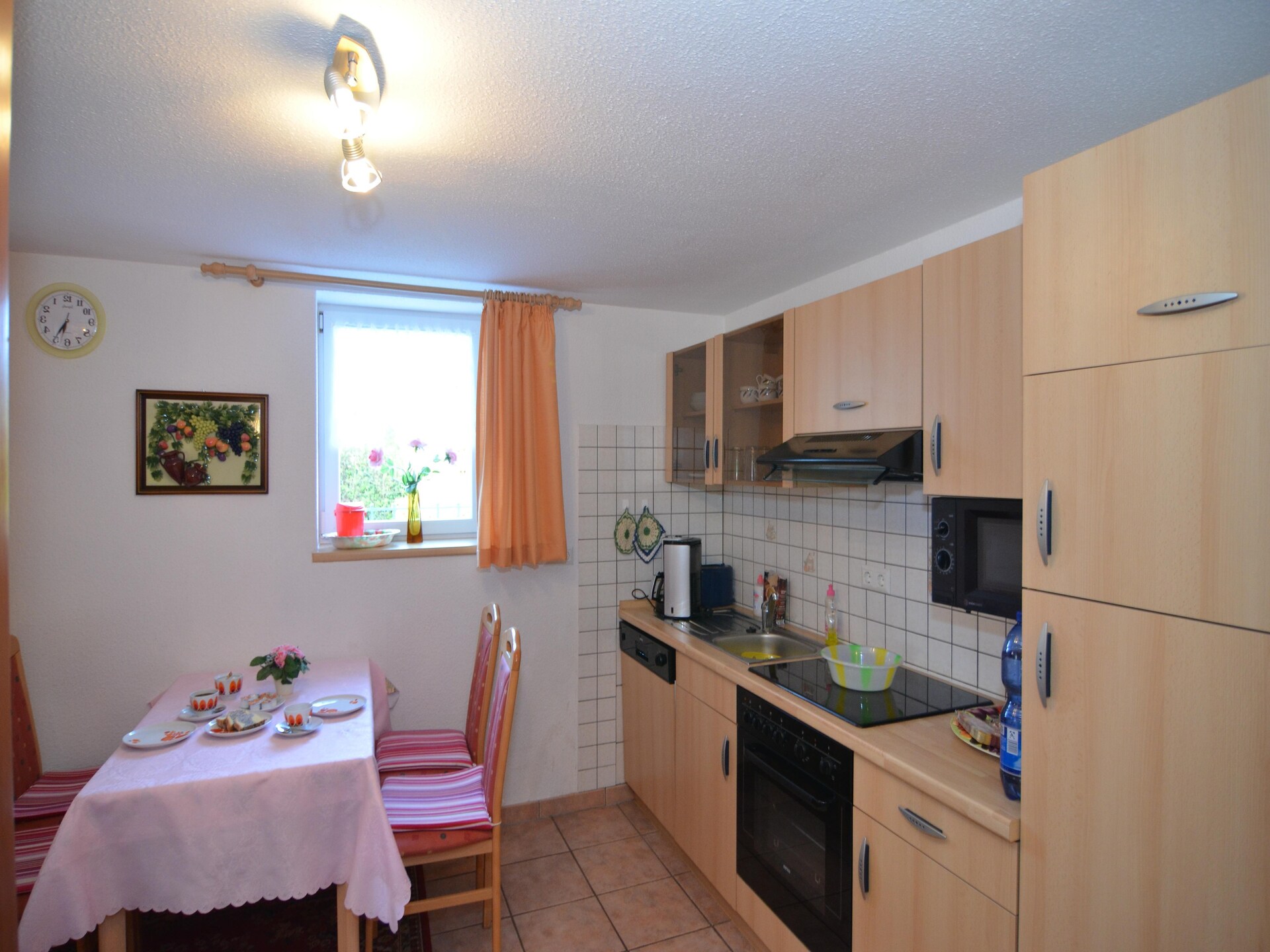 Ferienhaus Ilona: Vrijstaand vakantiehuis met tuin aan de rand van het bos in Thüringen - foto 15