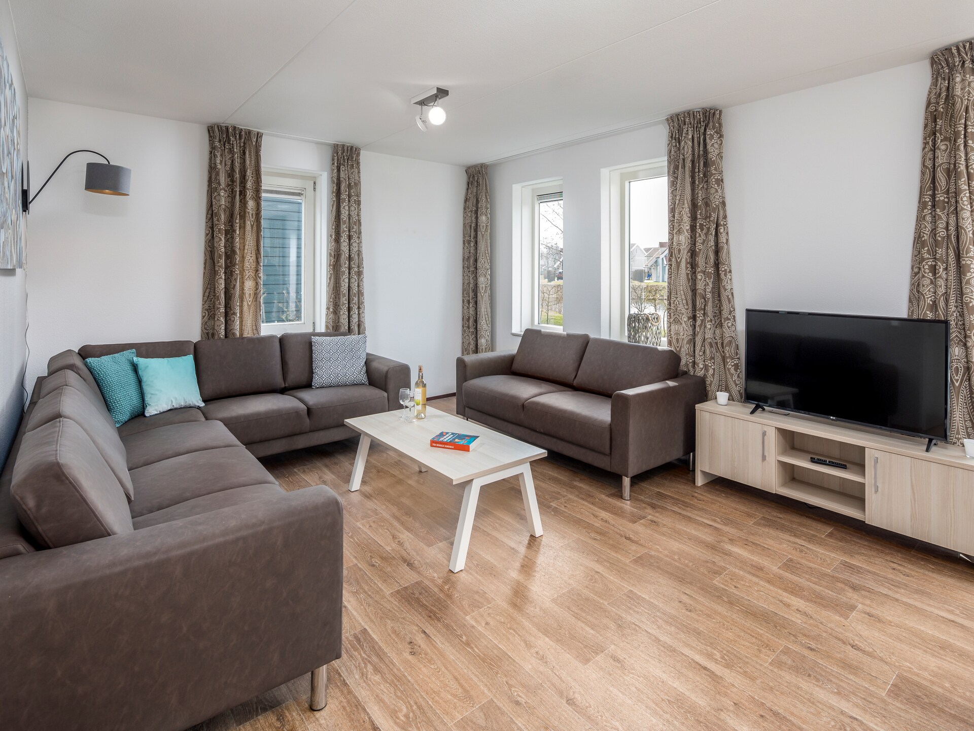 Moderne villa aan Aquadelta – 10 pers, tuin, huisdieren welkom - foto 8