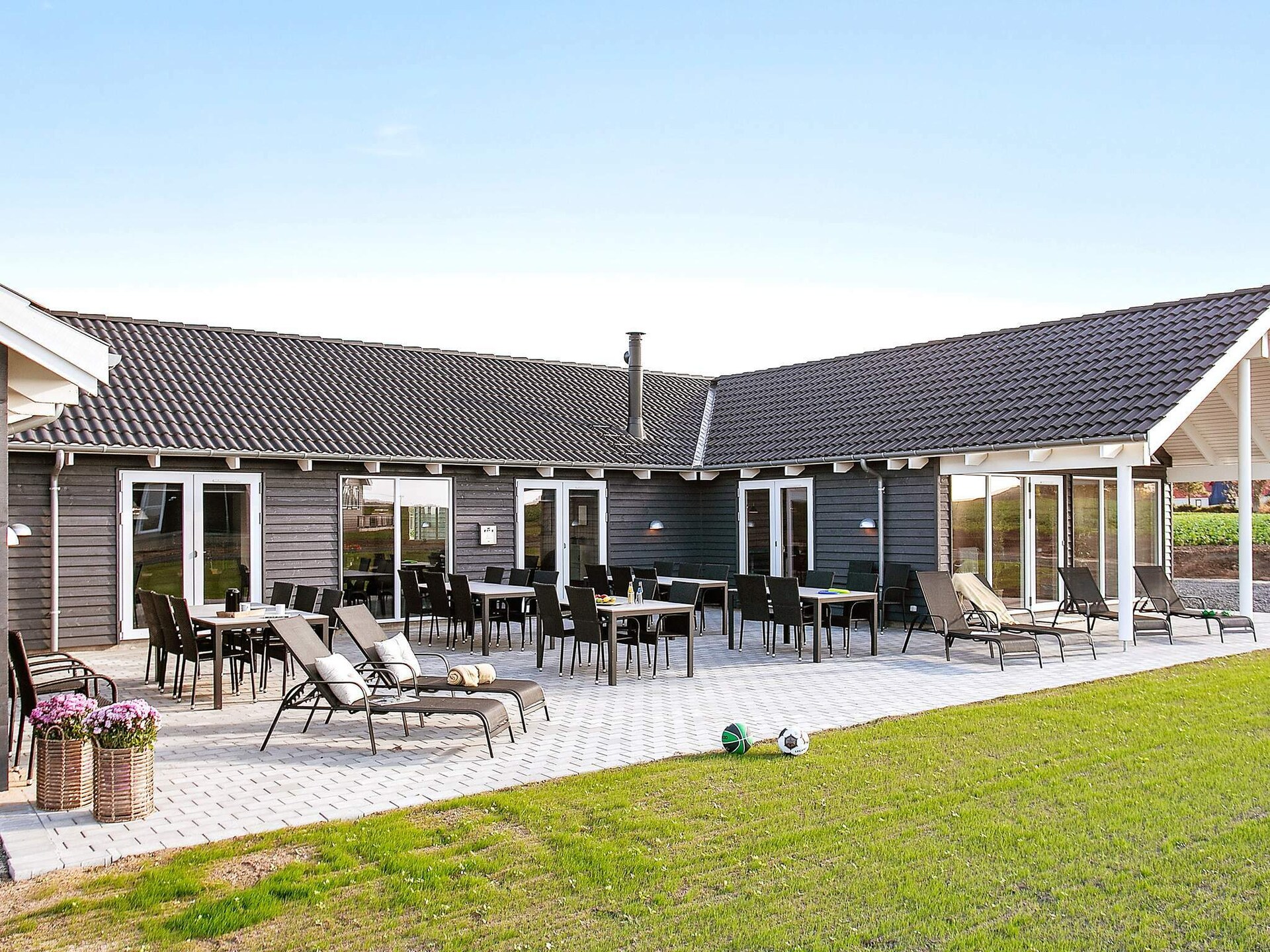 Luxe vakantiehuis voor 30 personen met zwembad en sauna nabij Skåstrup Strand - foto 2