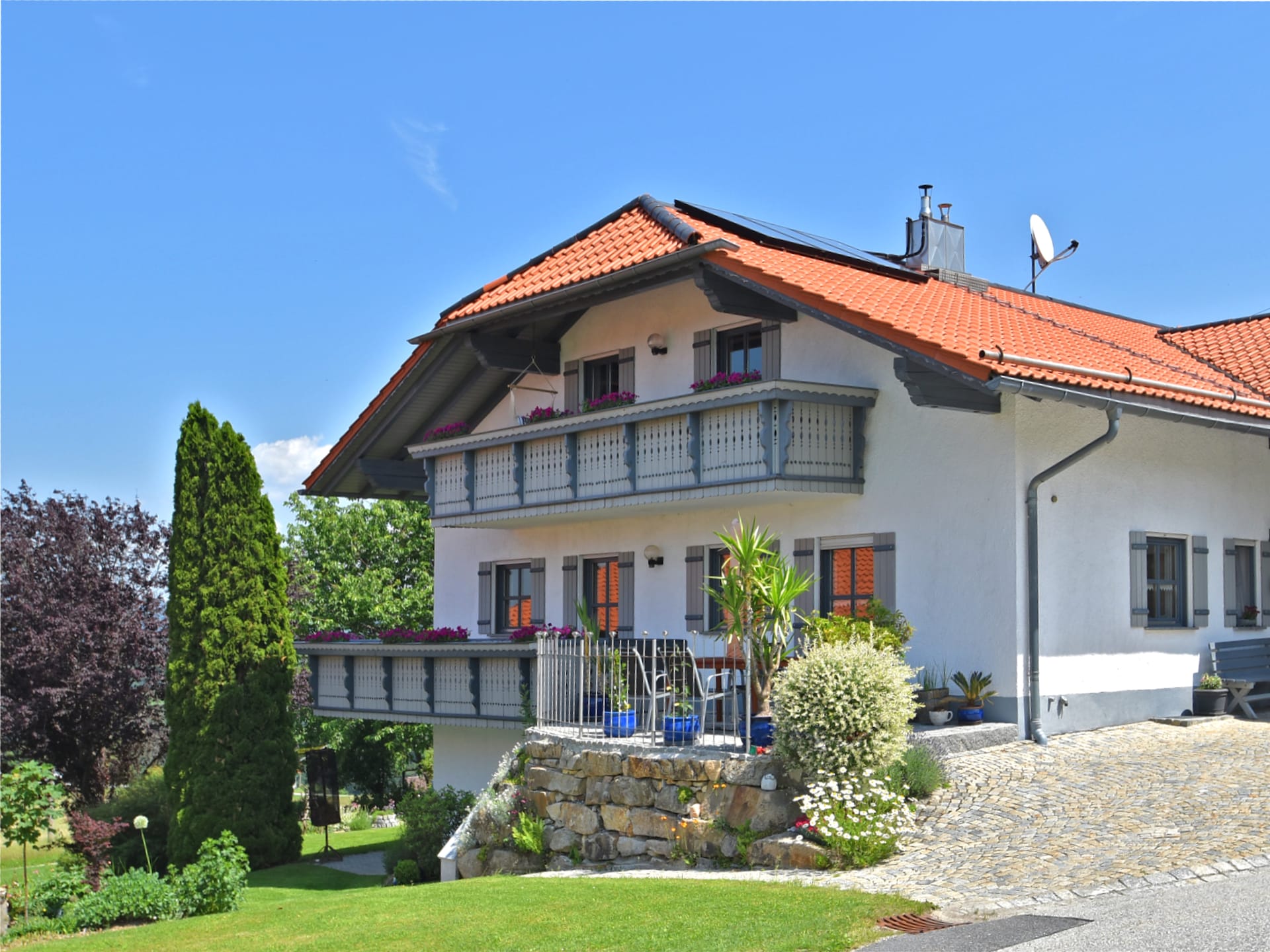 Golfbaan op 500m: Ruim appartement Haus Renate in Waldkirchen - foto 1