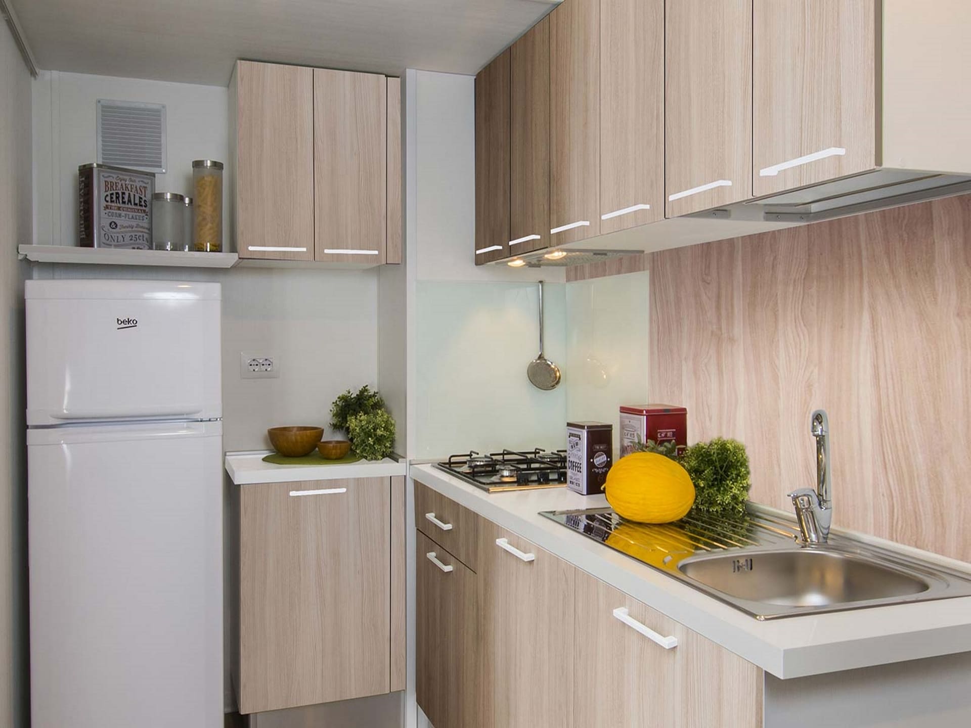 Modern chalet voor 5 personen in Baia Domizia - foto 6