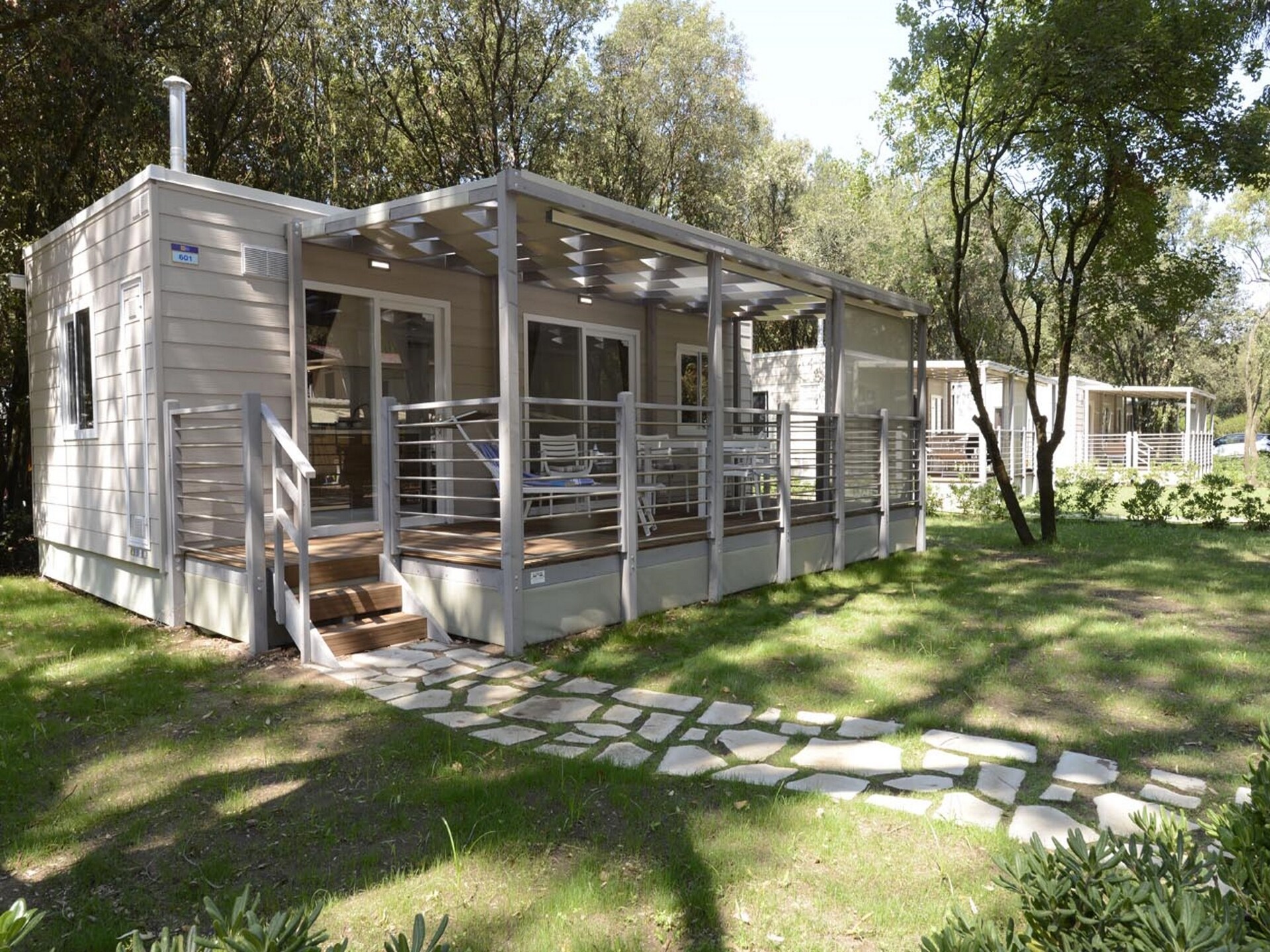 Ruim chalet voor 6 personen in Baia Domizia - foto 2