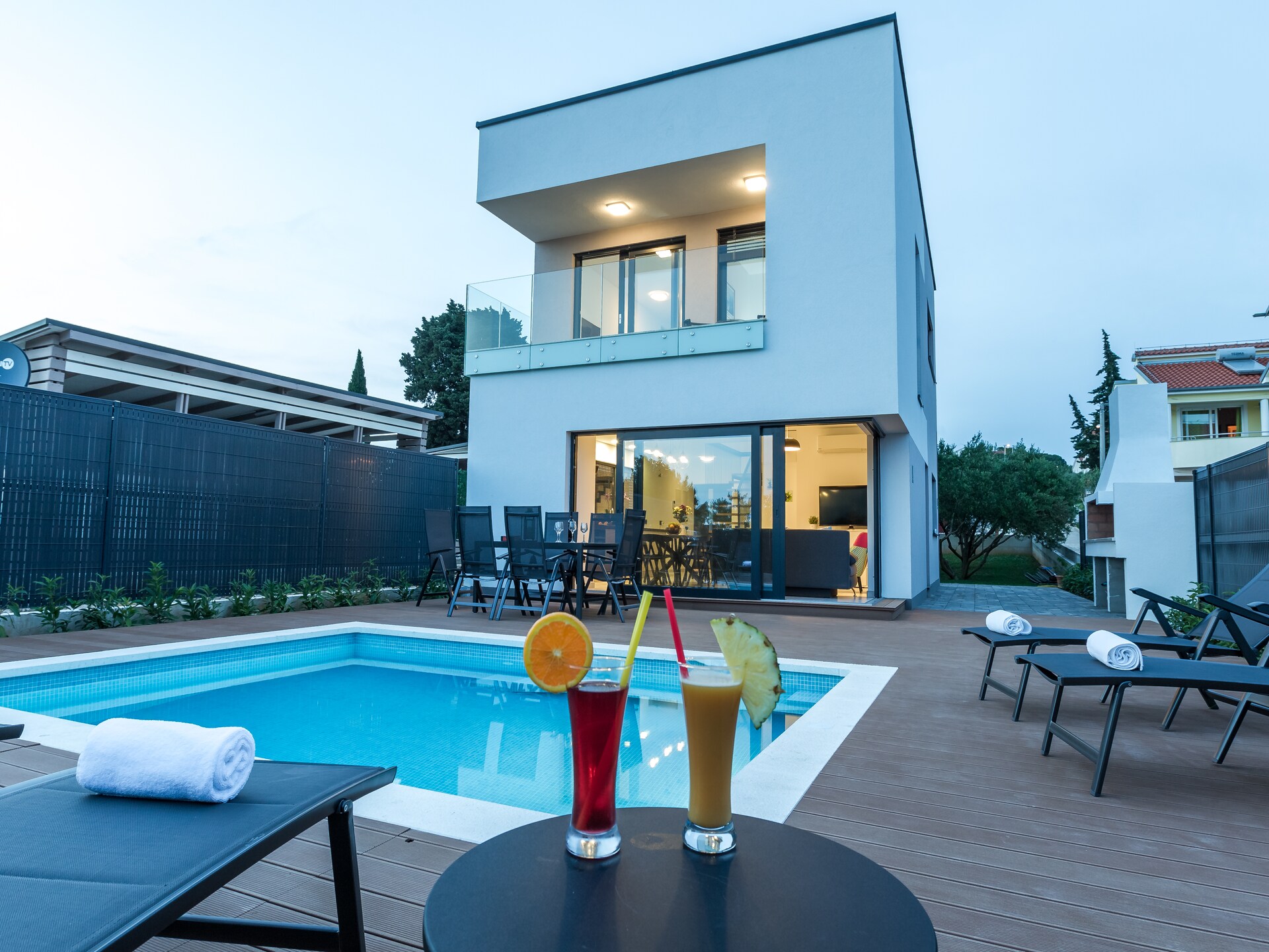 Centraal gelegen villa met privézwembad in Pakoštane - foto 2
