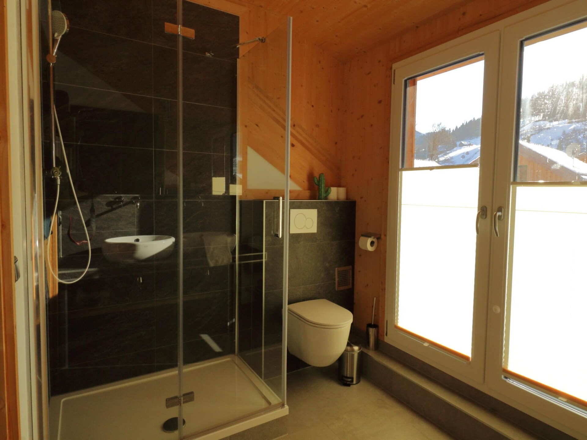 Luxe chalet aan het meer en de piste in Sankt Georgen am Kresichberg · 9 pers. - foto 21