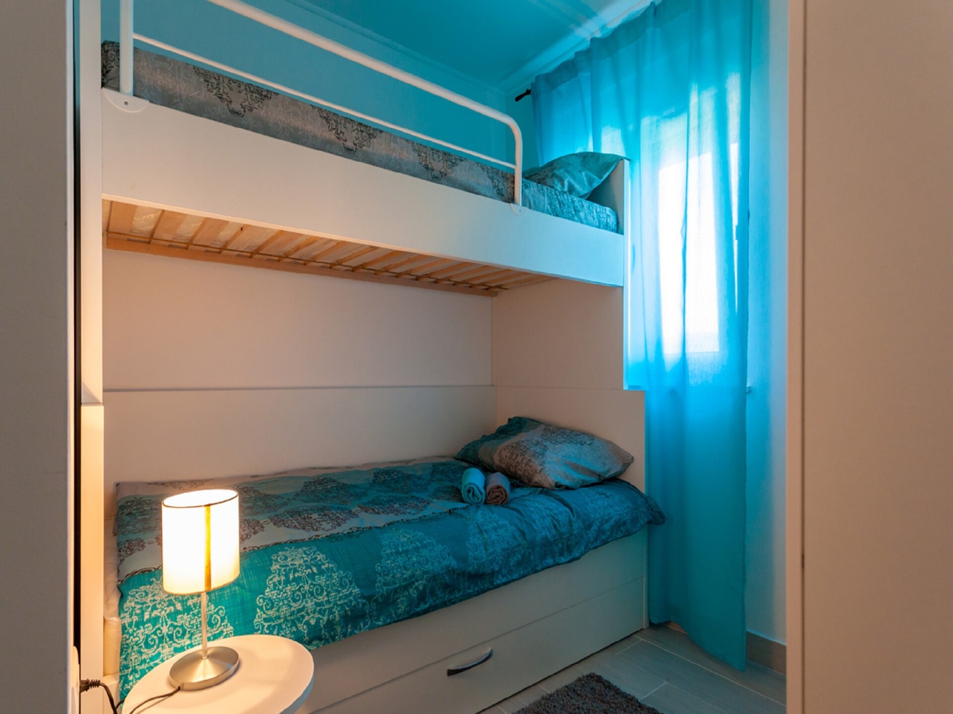 Appartement Darija: Zeezicht & rust op 1,5 km van het strand in Omisalj - foto 8