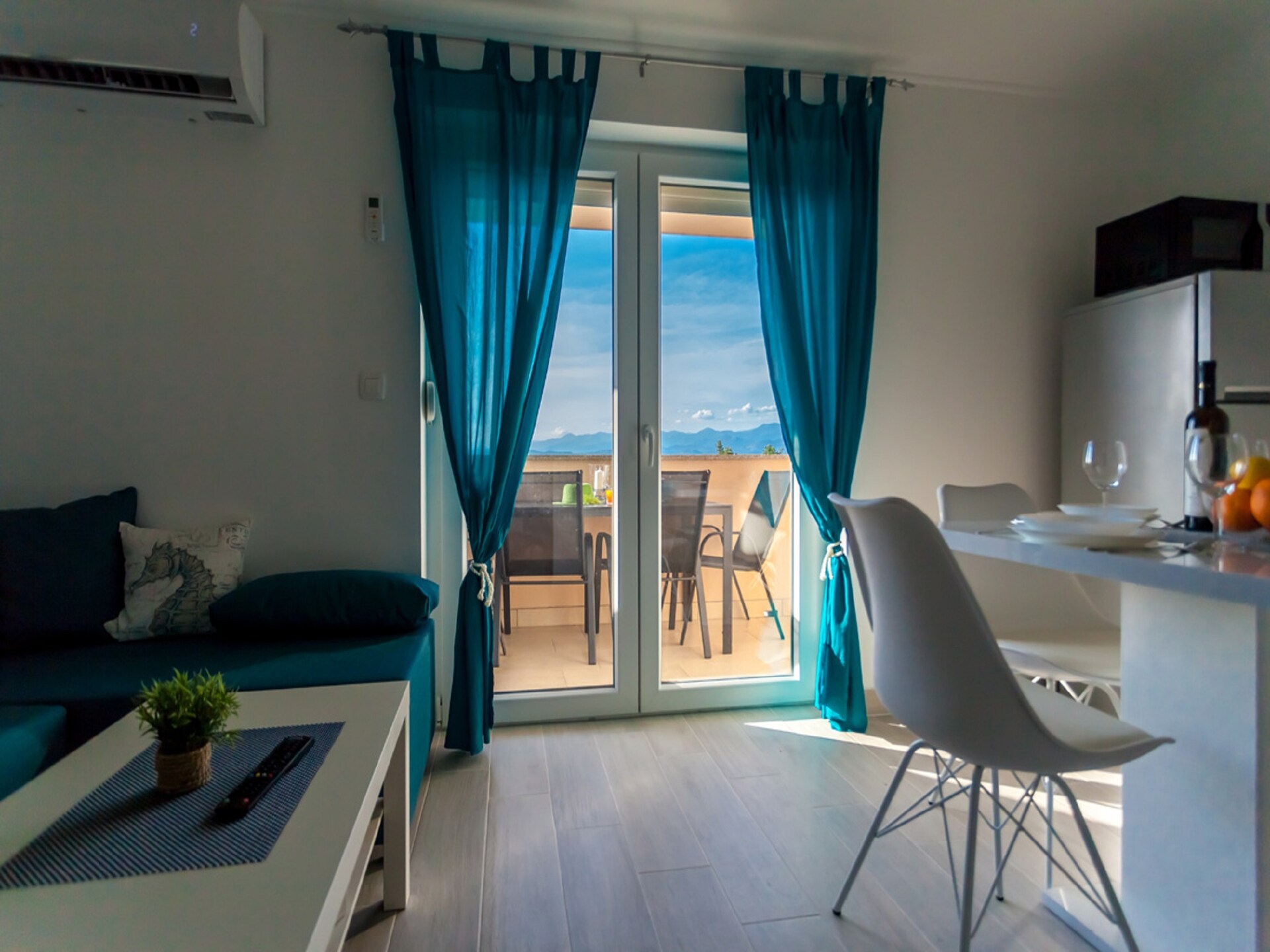 Appartement Darija: Zeezicht & rust op 1,5 km van het strand in Omisalj - foto 16