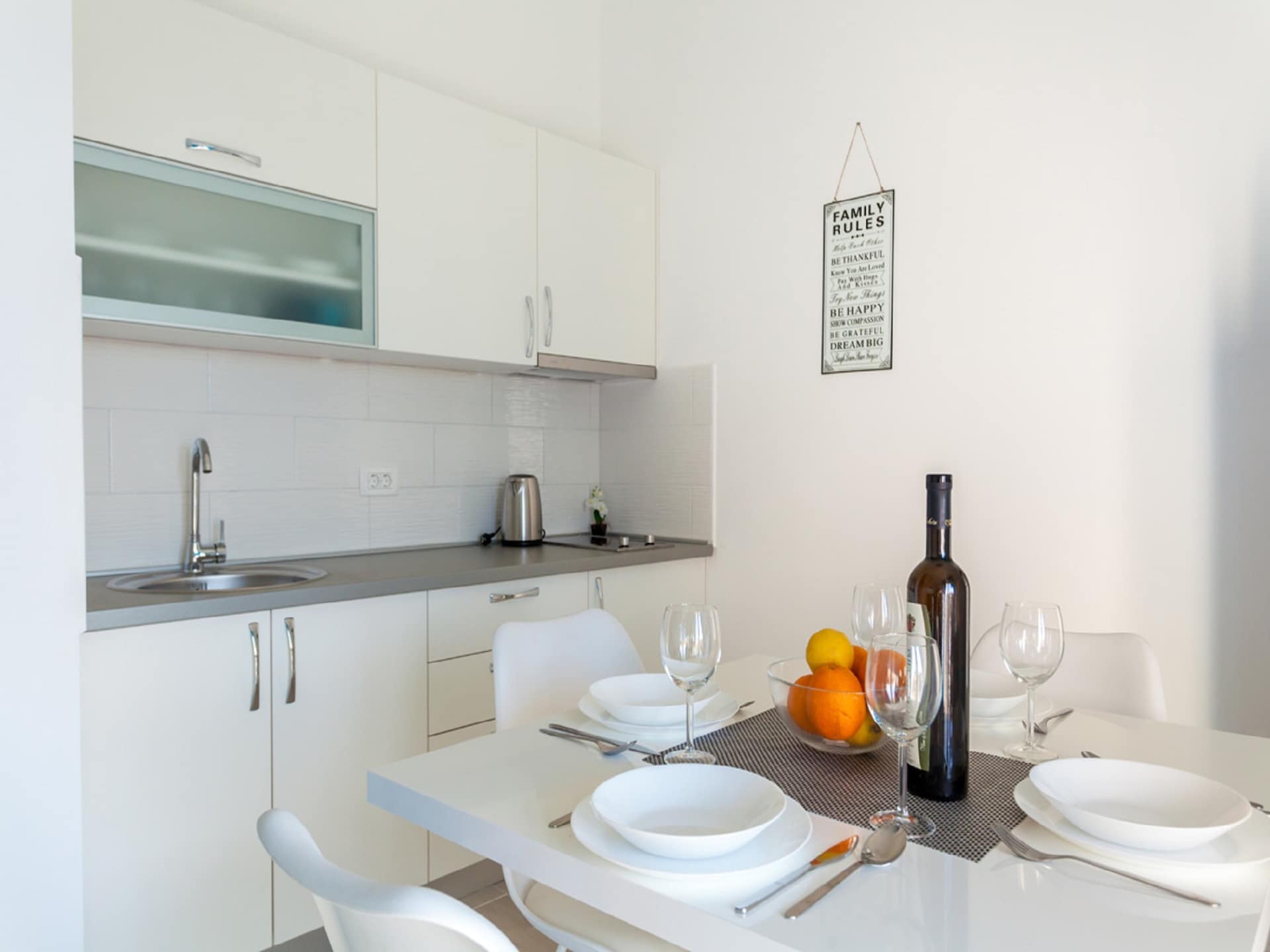 Apartment Dora: Zonnig appartement met zeezicht nabij Omisalj - foto 8