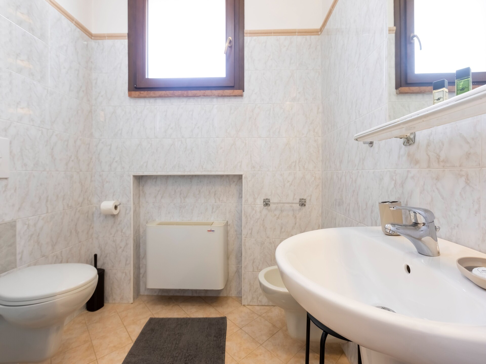 Licht appartement in Sirmione met balkon, 100m van het Gardameer - foto 21