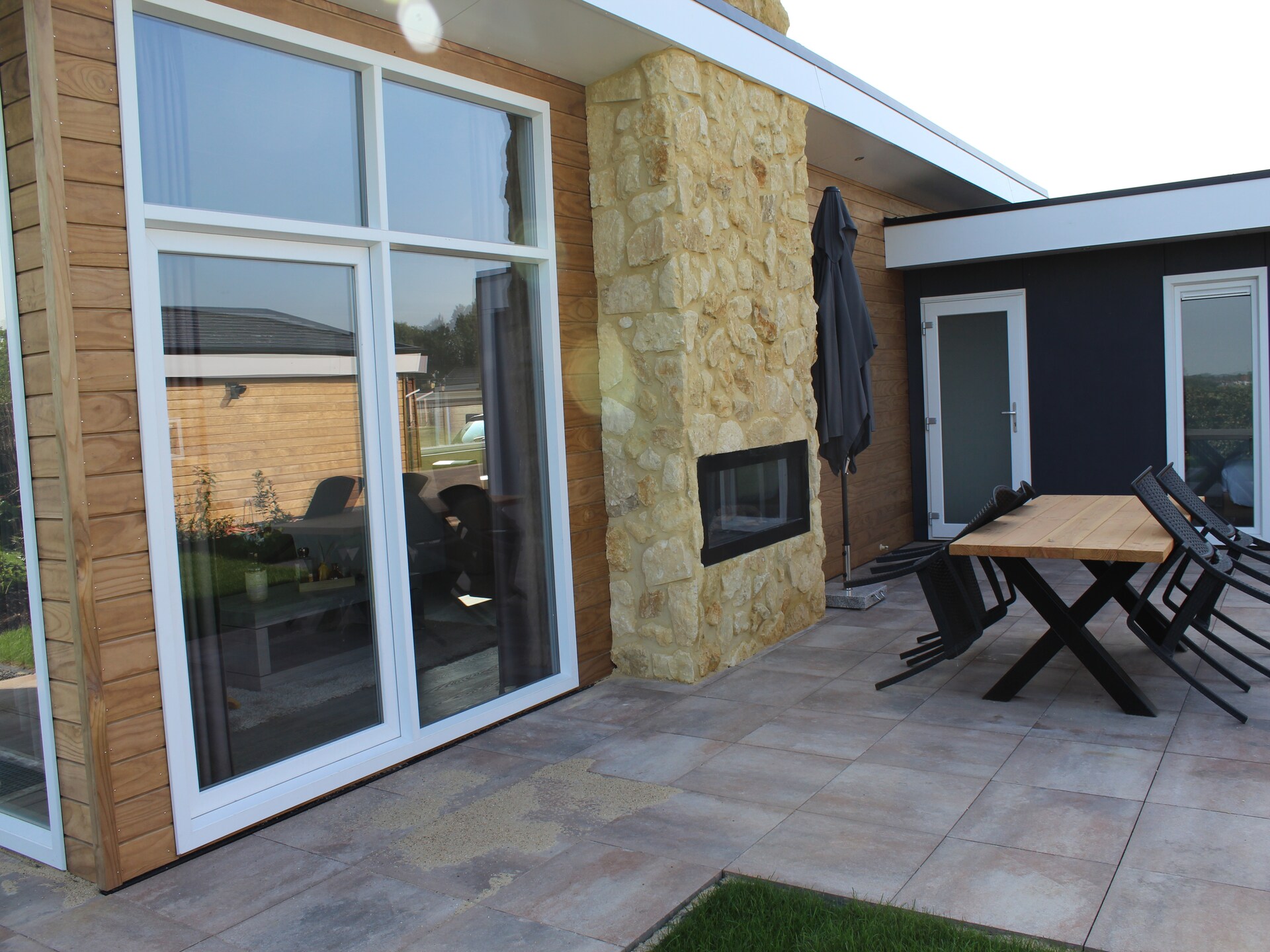 Modern vakantiehuis met haard en terras, 10 min van Maastricht - foto 12