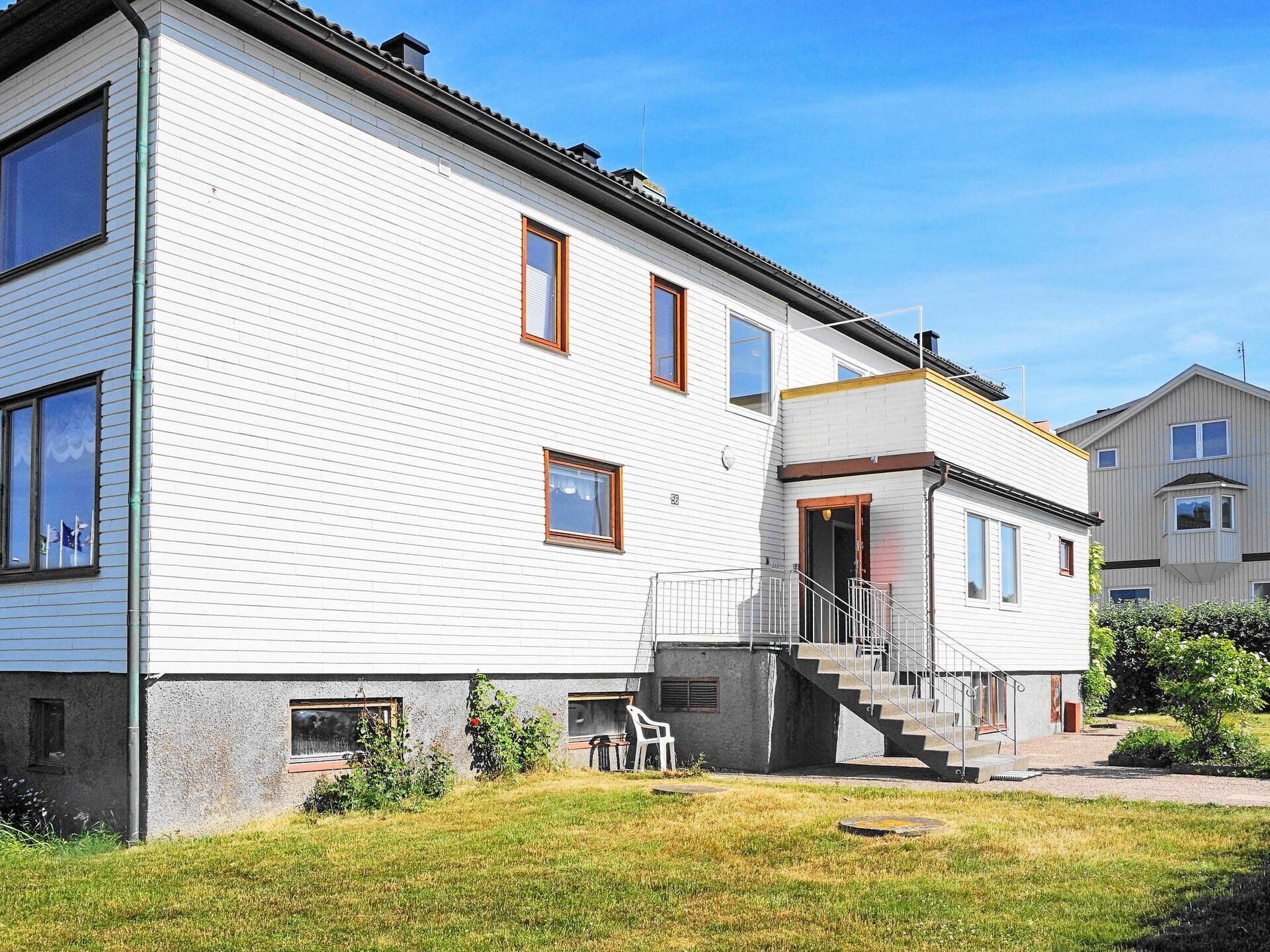 Ruim vakantiehuis aan de Zweedse westkust met uitzicht op de haven van Skärhamn - foto 3
