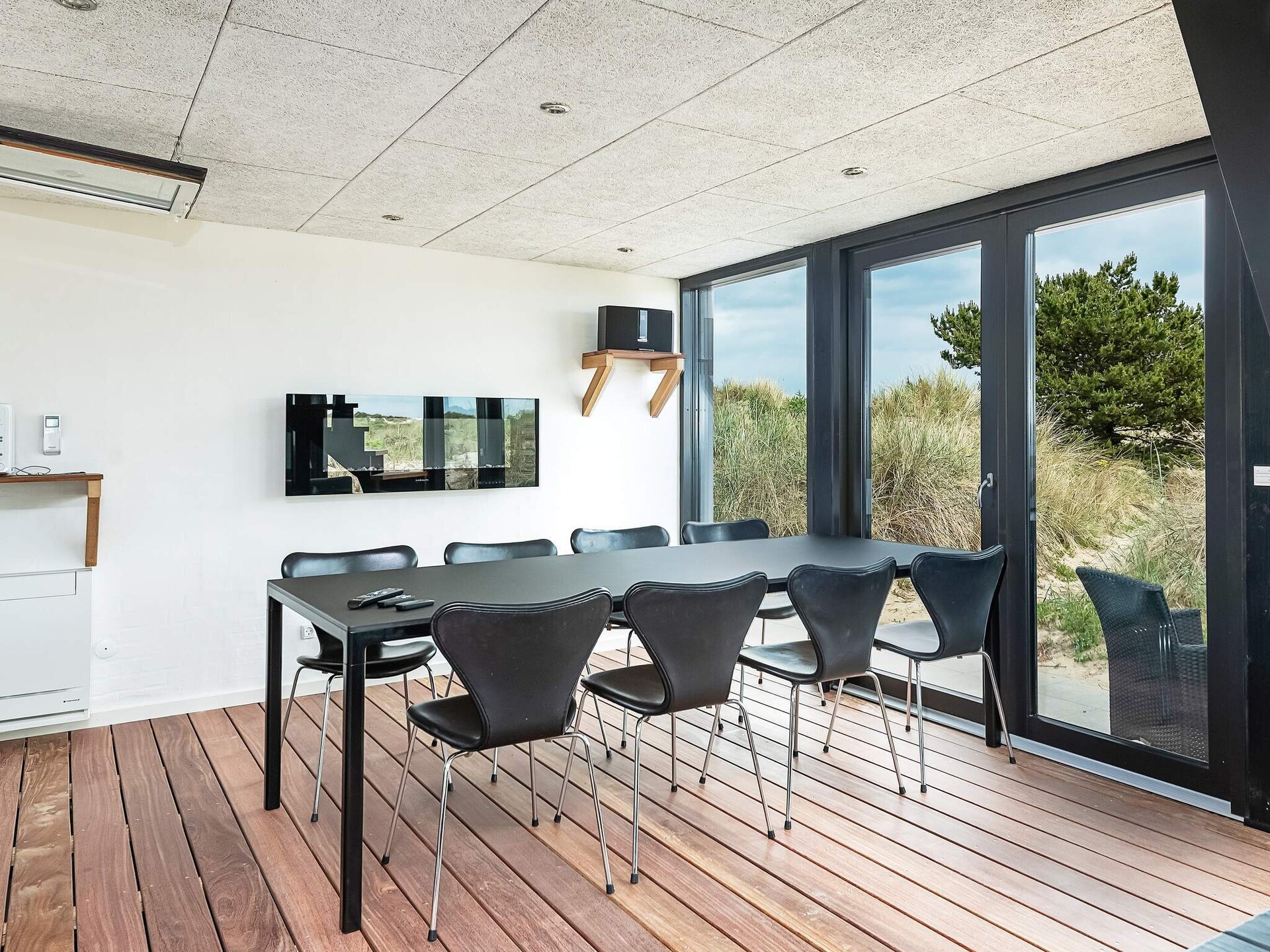 Architectonisch vakantiehuis met zeezicht en sauna op 50m van het strand - foto 17