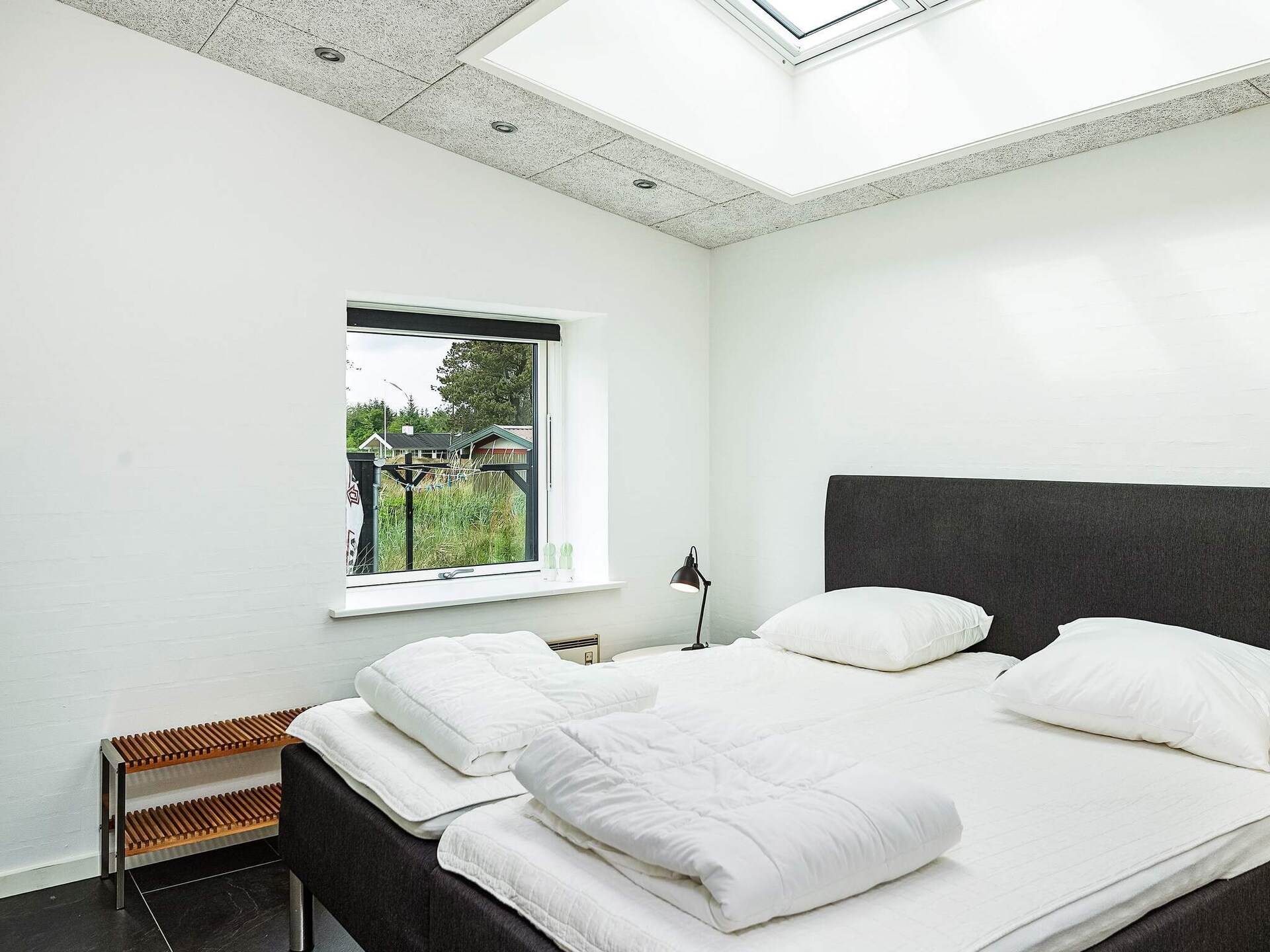 Architectonisch vakantiehuis met zeezicht en sauna op 50m van het strand - foto 18