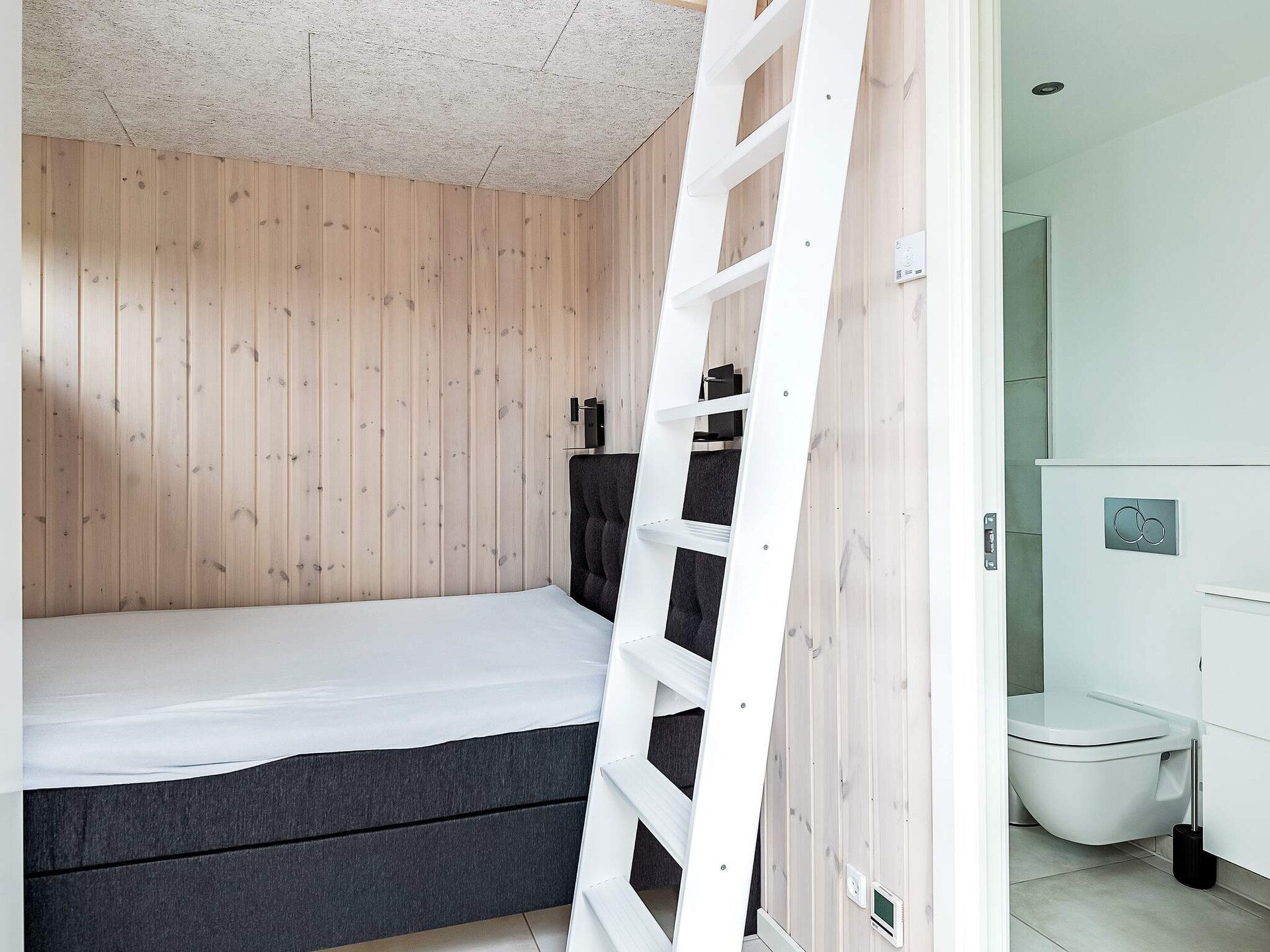 Architectonisch vakantiehuis met zeezicht en sauna op 50m van het strand - foto 19