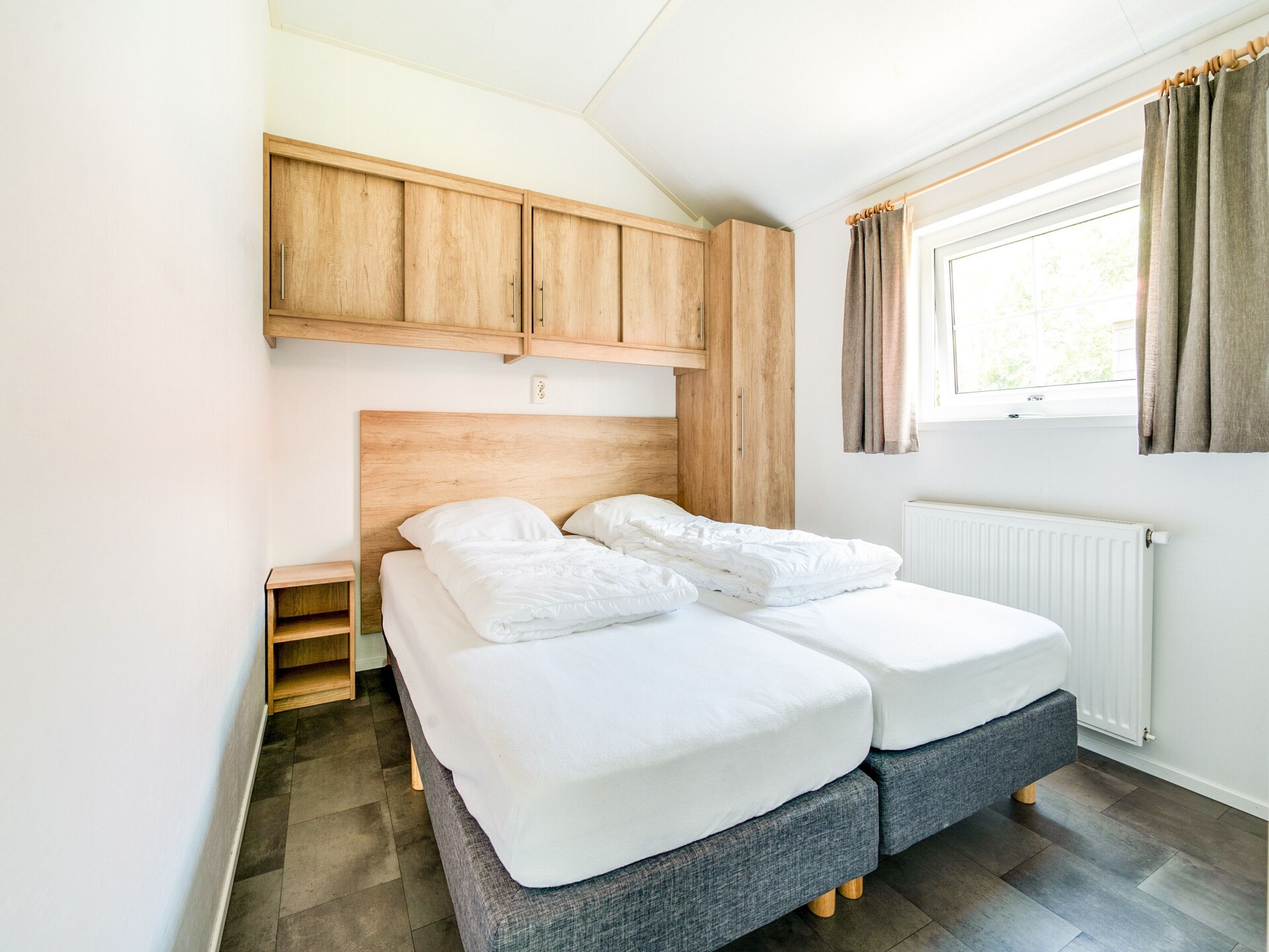 Knus waterchalet met privéveranda en aanlegsteiger in Bant, Flevoland - foto 17