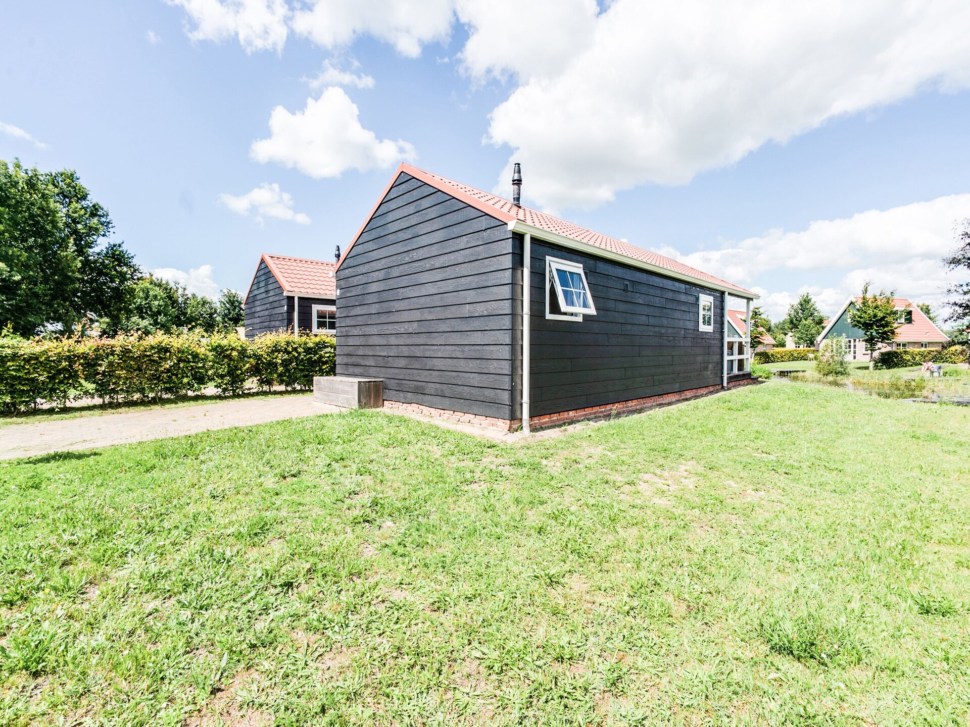 Knus waterchalet met privéveranda en aanlegsteiger in Bant, Flevoland - foto 23
