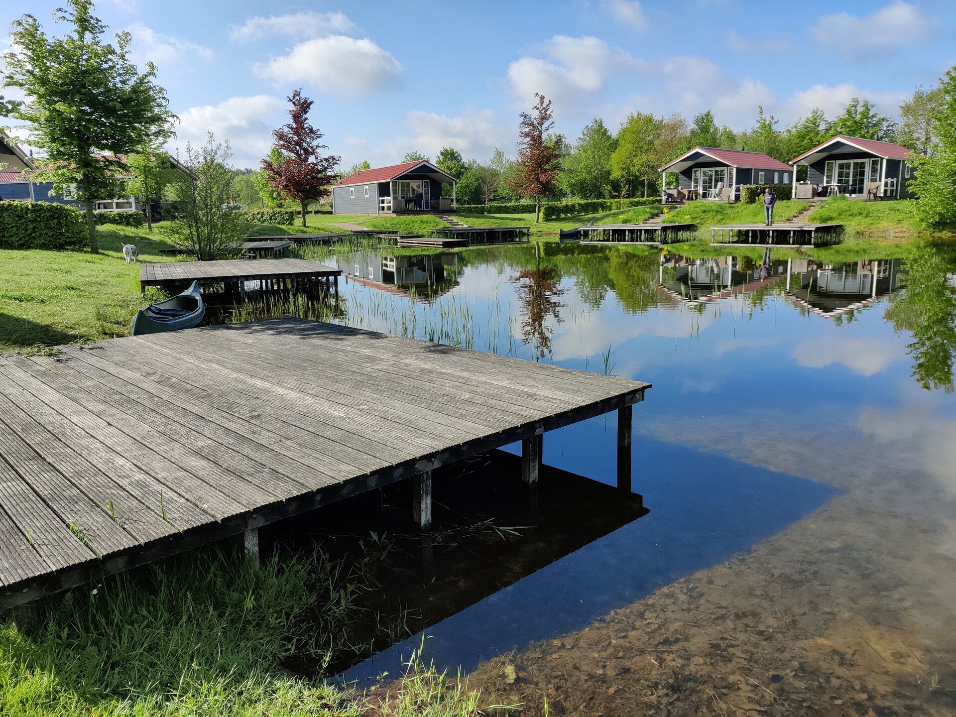 Knus waterchalet met privéveranda en aanlegsteiger in Bant, Flevoland - foto 28