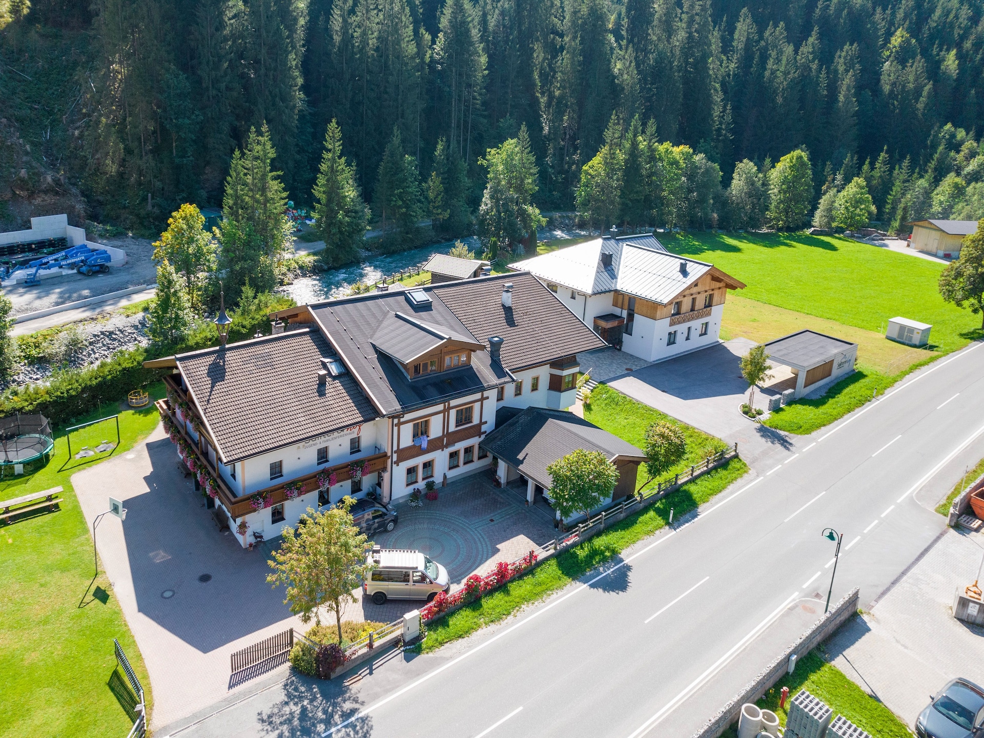 Aan de piste: Sfeervol chalet voor 2 personen in Saalbach-Hinterglemm - foto 9