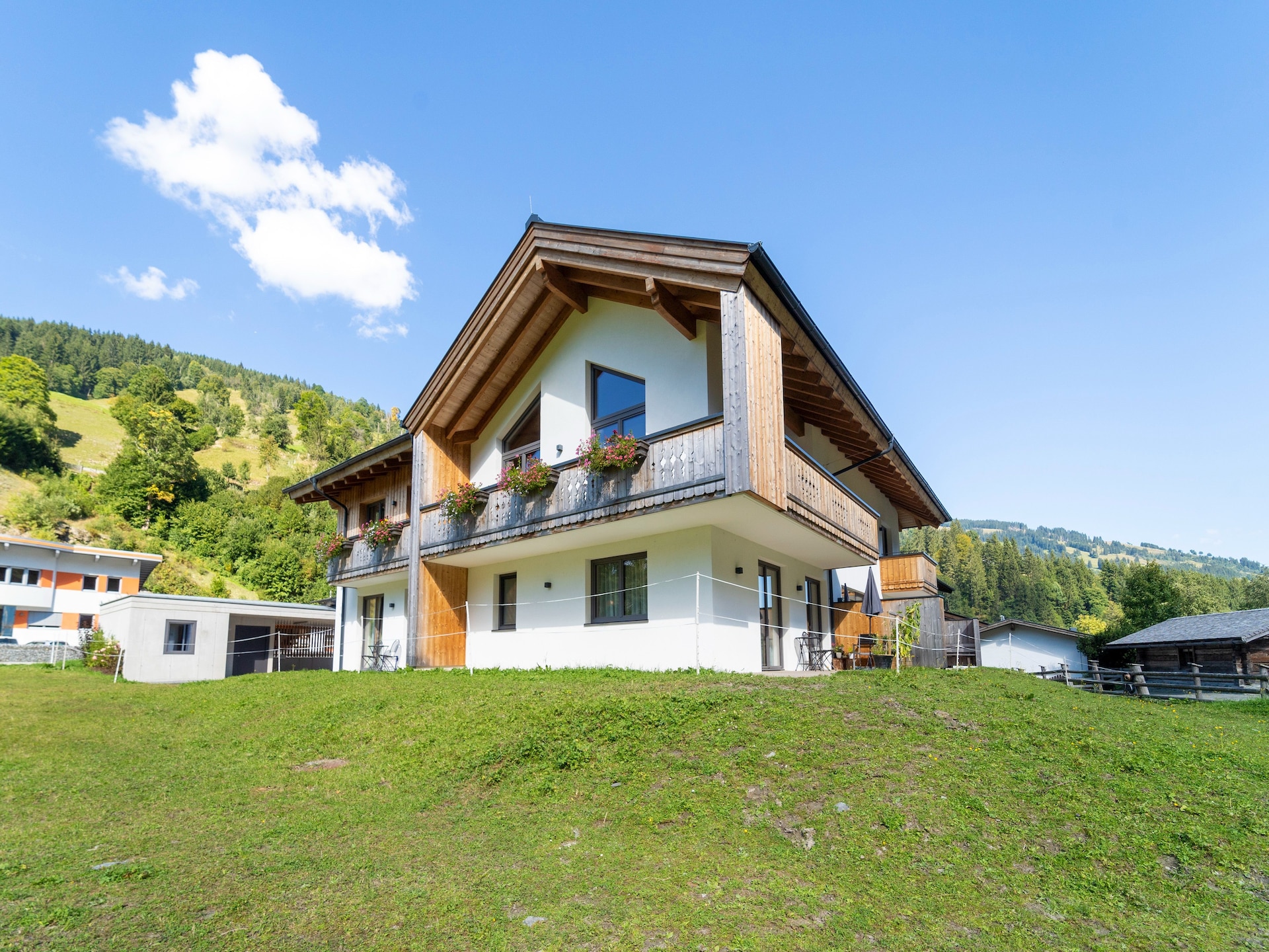 Aan de piste: Sfeervol chalet voor 2 personen in Saalbach-Hinterglemm - foto 12