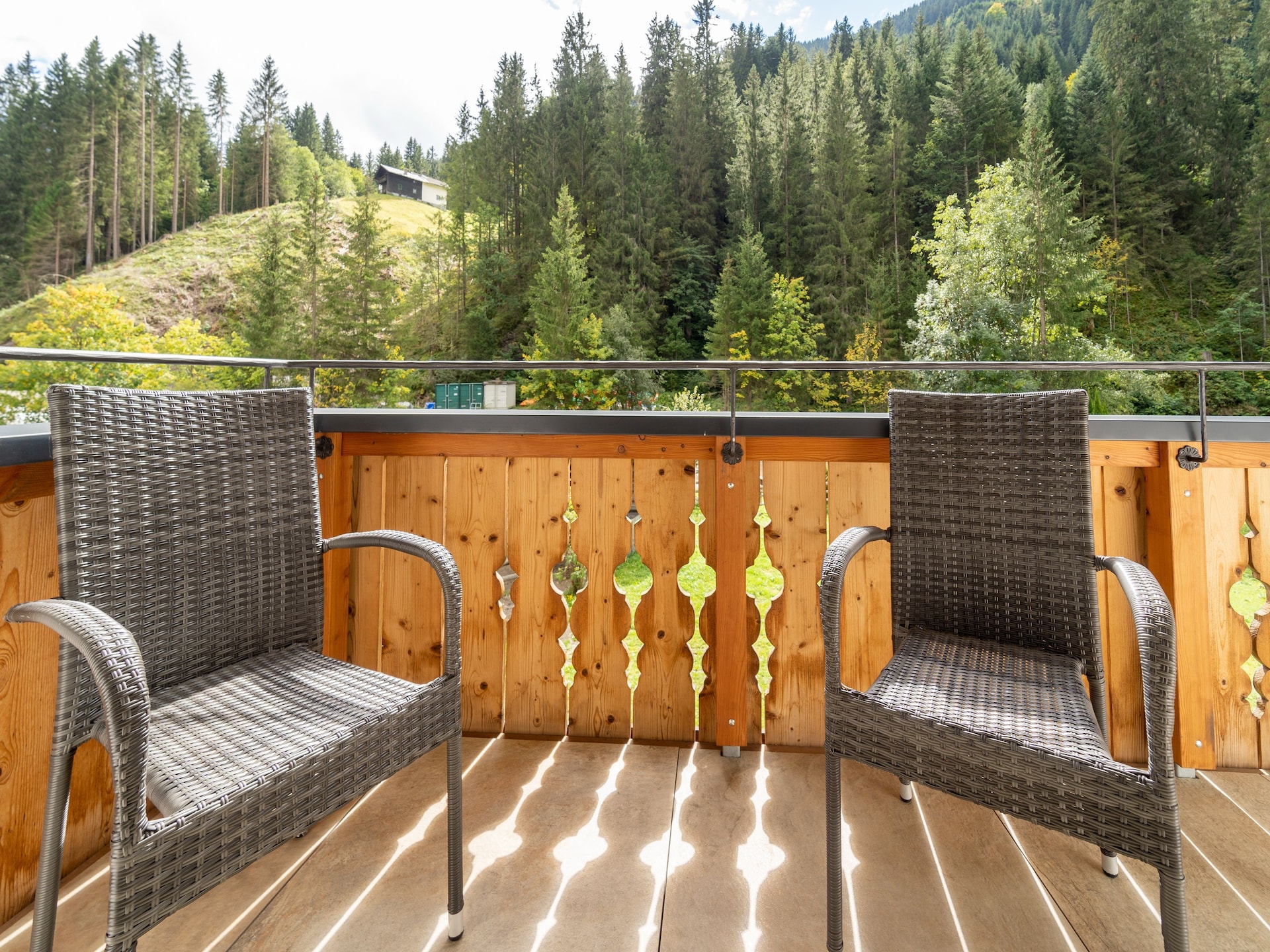 Aan de piste: Sfeervol chalet voor 2 personen in Saalbach-Hinterglemm - foto 6