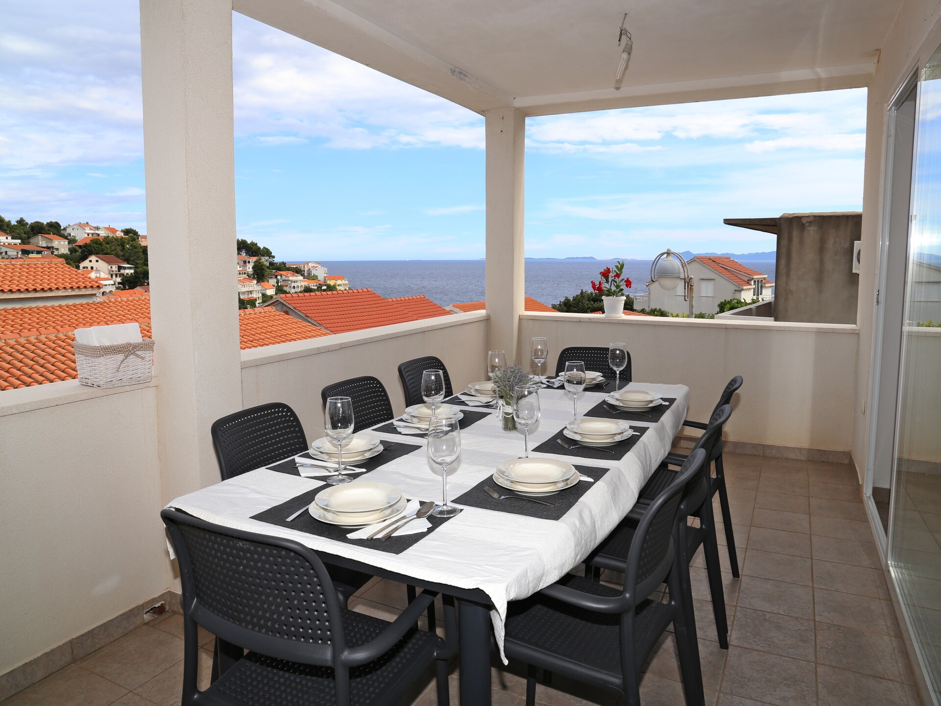Vrijstaande villa met privézwembad en zeezicht op 100m van het strand in Cara, Korcula - foto 17