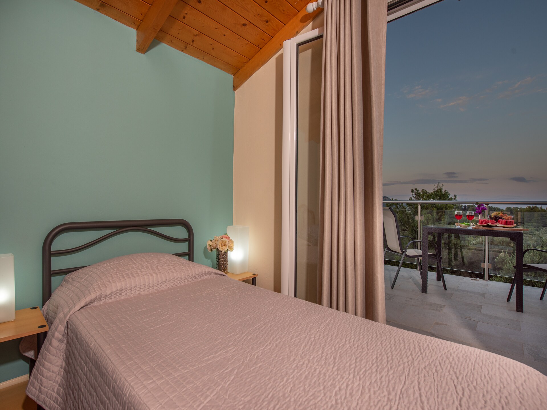 Villa Antonio met privézwembad en weids uitzicht bij Romiri, Zakynthos - foto 13