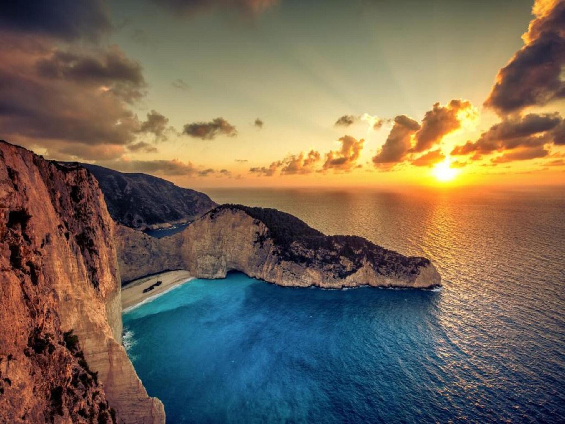 Villa Antonio met privézwembad en weids uitzicht bij Romiri, Zakynthos - foto 18
