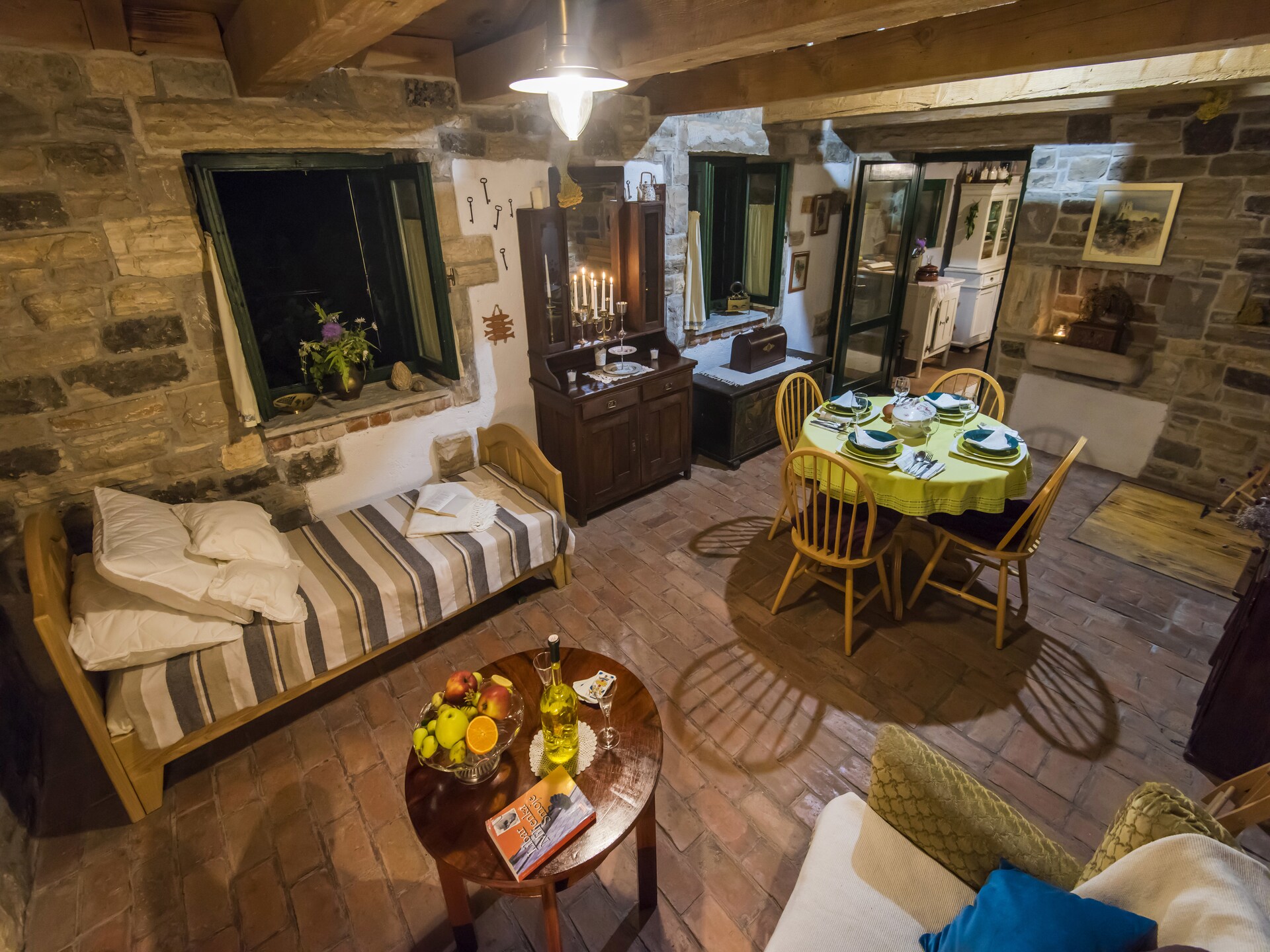 Vrijstaand vakantiehuis met privézwembad nabij Zadar - foto 14