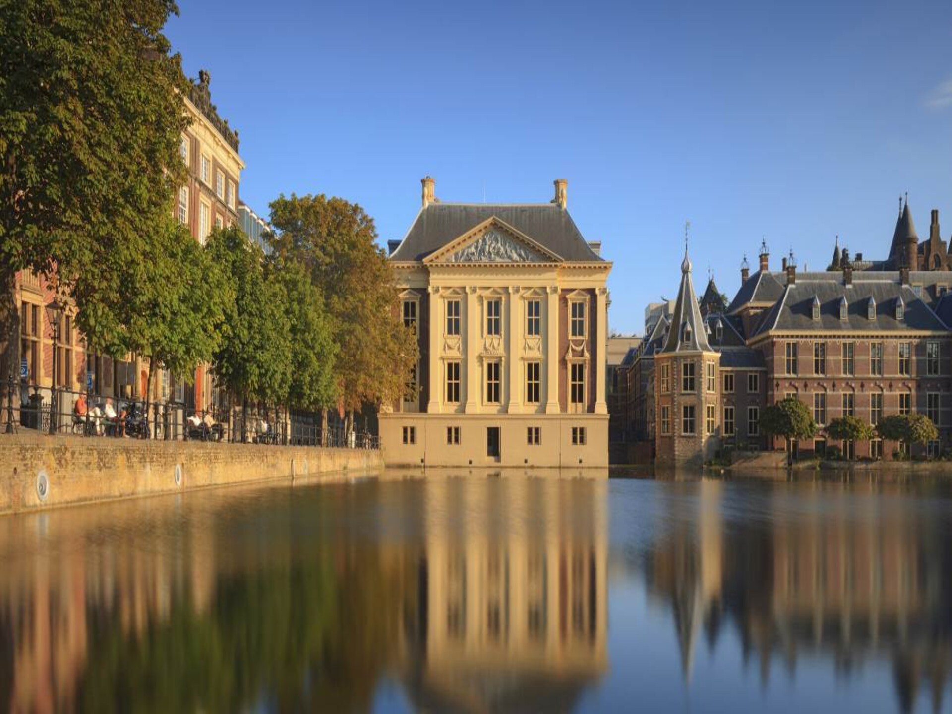 Huize Columbus: Stijlvol familiehuis met tuin in het bruisende Zeeheldenkwartier - foto 37