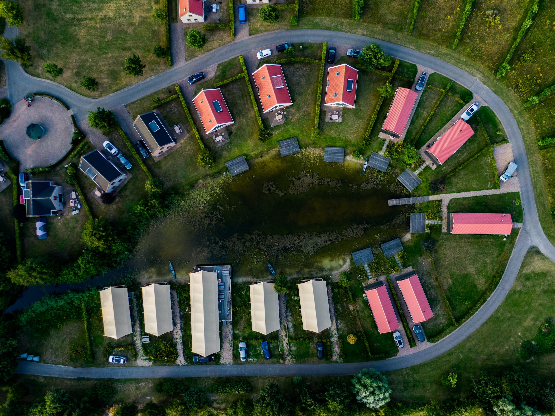 Vakantiepark Eigen Wijze 8: Groepsaccommodatie aan rustige vijver in Flevoland - foto 18