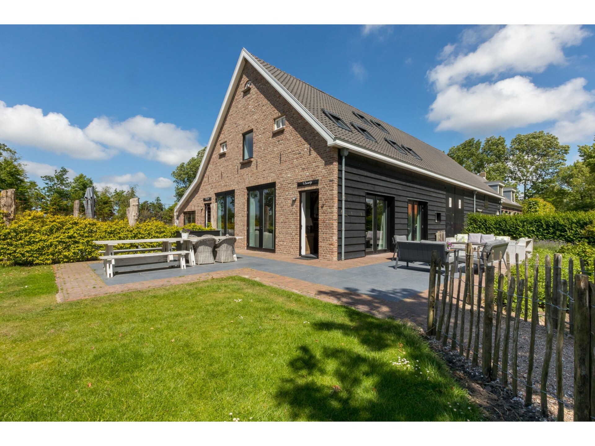't Zwartje: Landhuis in Zeeuwse schuur met tuin, 1 km van zee - foto 21