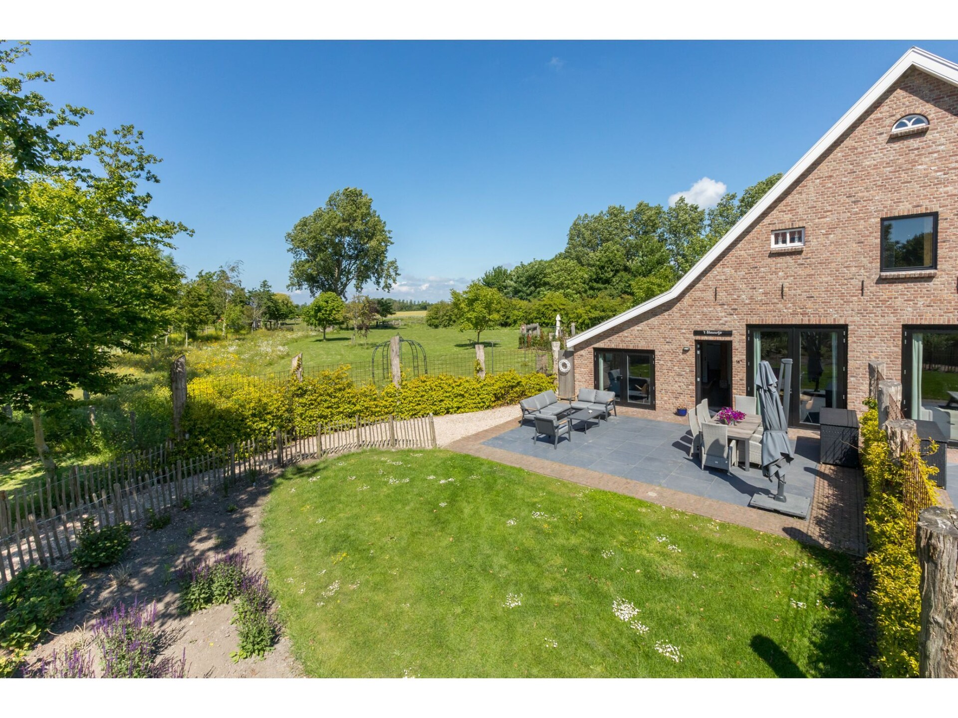 Stijlvol landhuis voor 15 personen in Vrouwenpolder met golf en natuur - foto 12