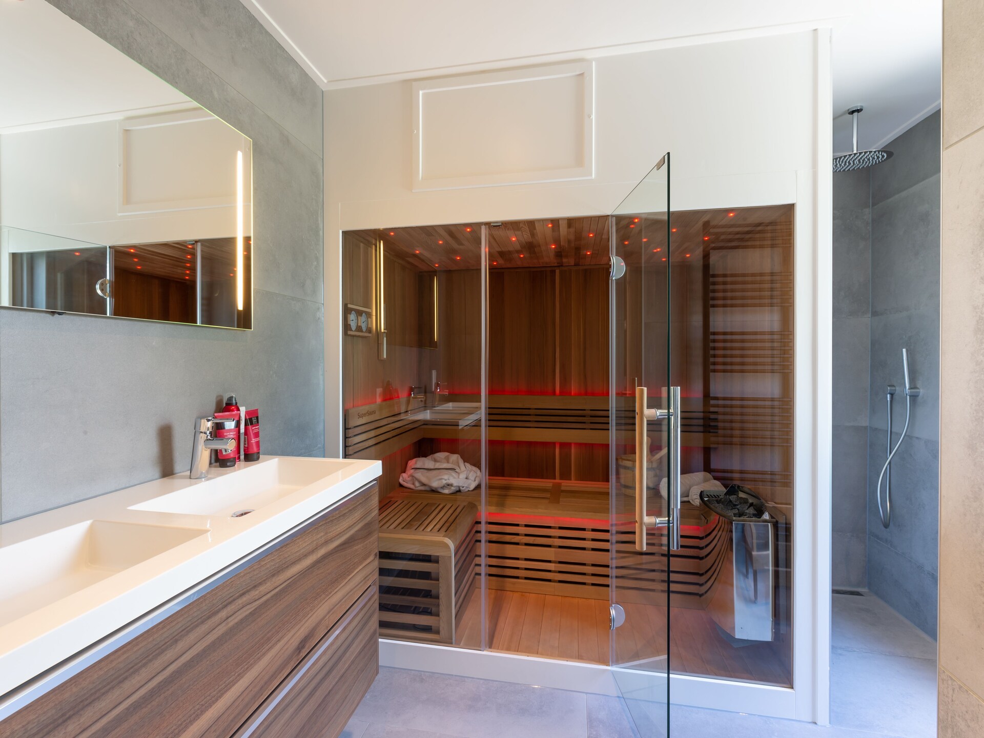Luxe wellnessvilla op vakantiepark, op loopafstand van het Zeelandse strand - foto 24