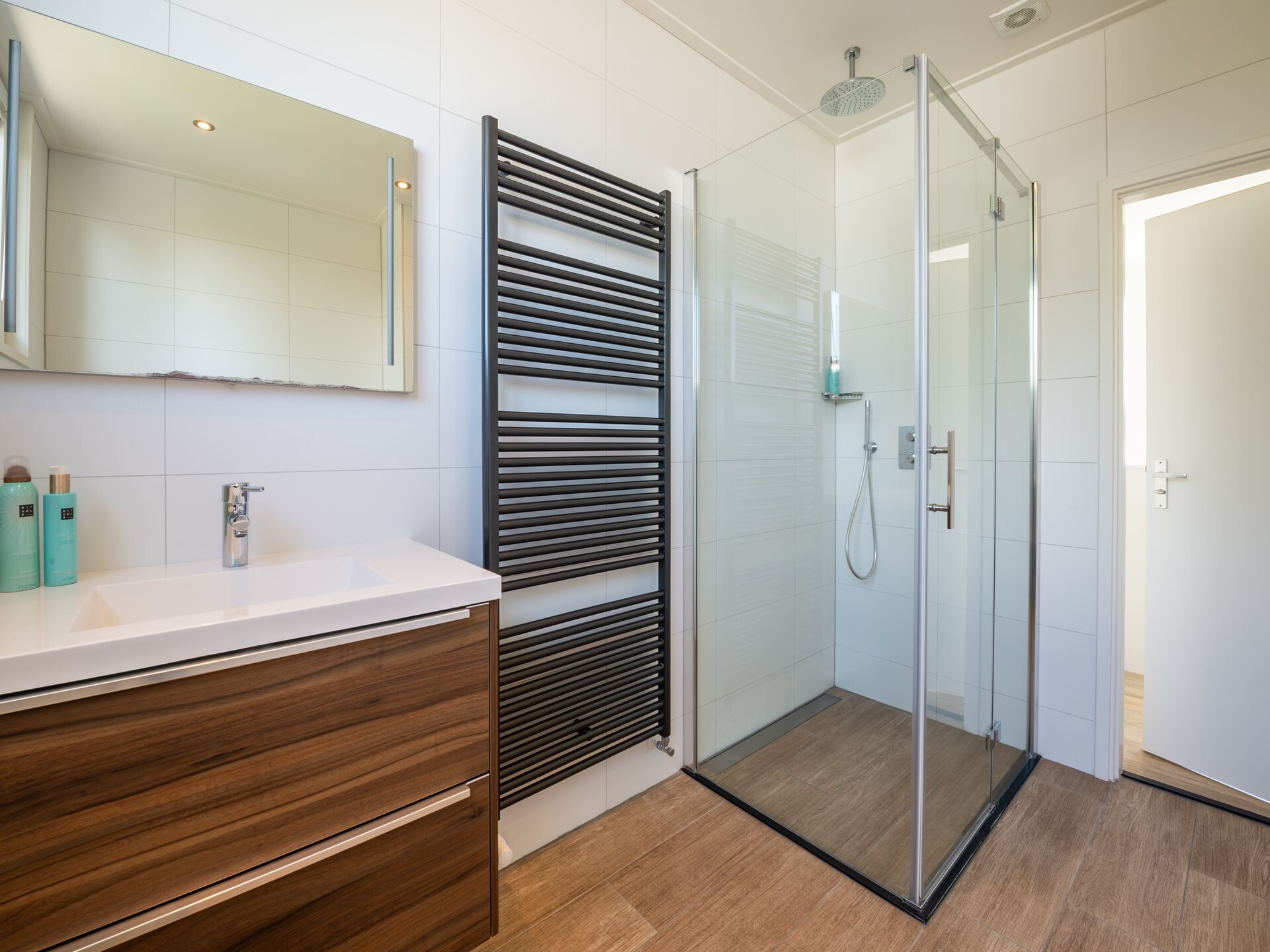 Luxe wellnessvilla op vakantiepark, op loopafstand van het Zeelandse strand - foto 22