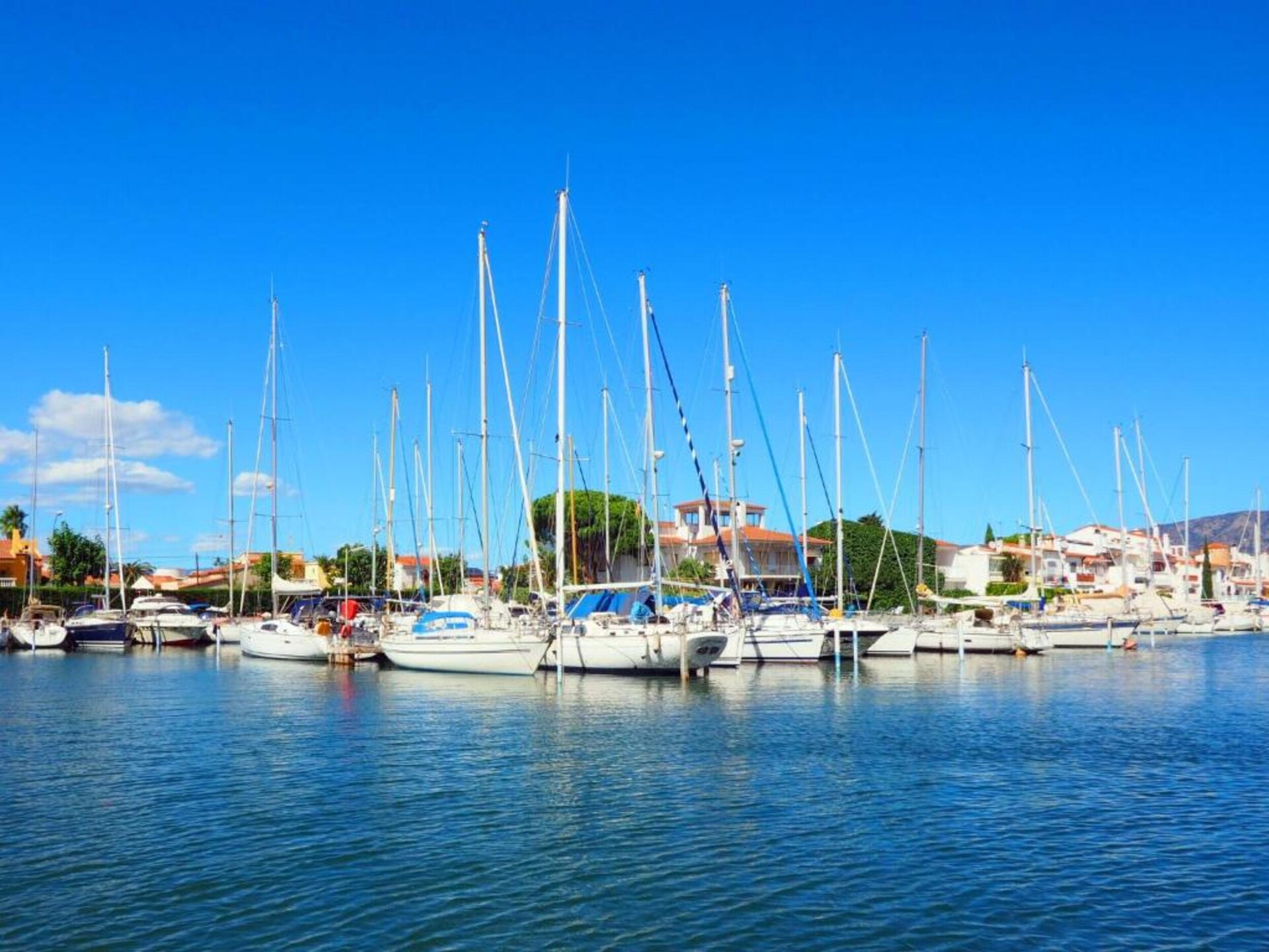 Rustiek appartement met privézwembad en uitzicht op de baai van Roses - foto 41