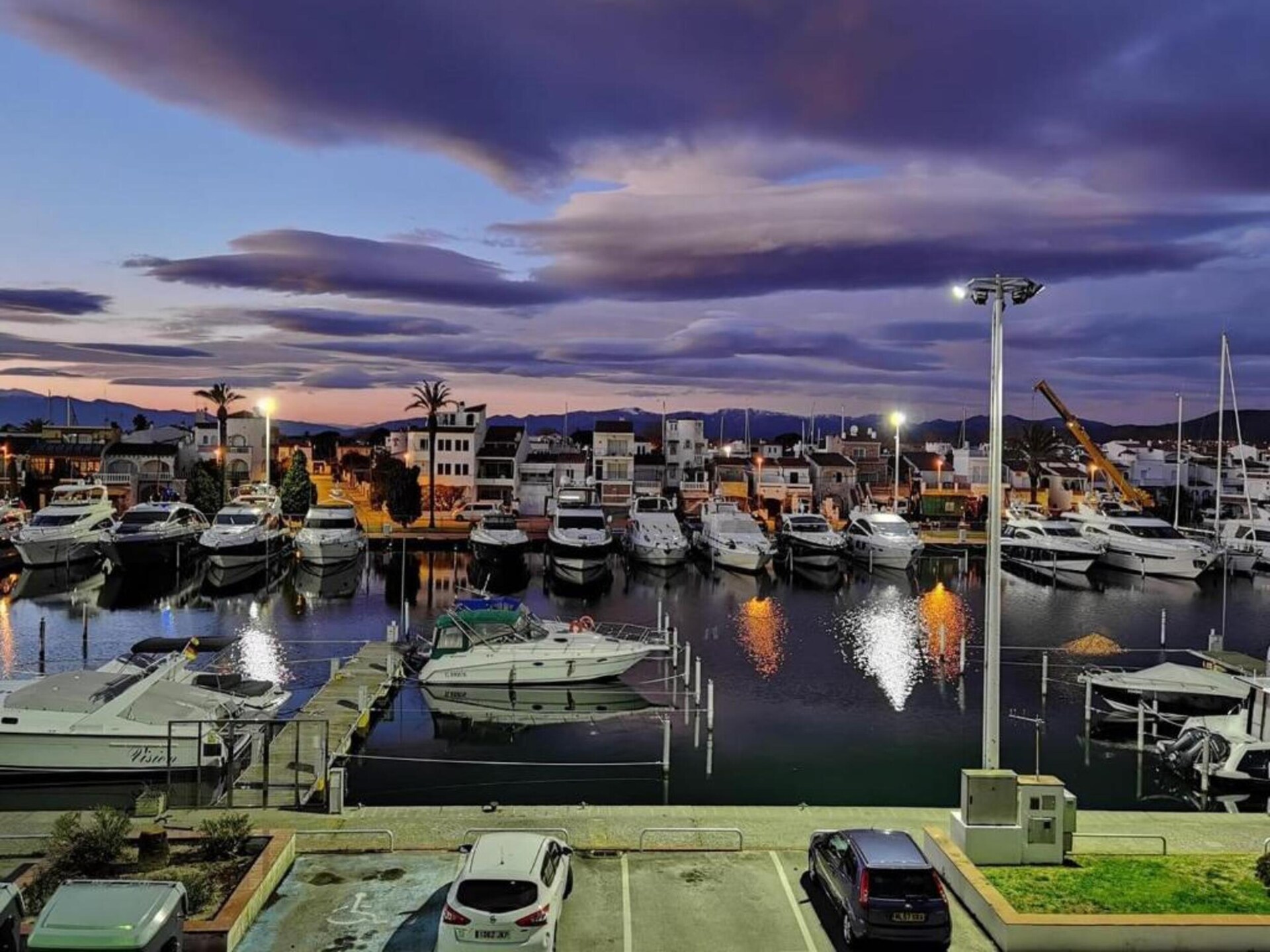 Rustiek appartement met privézwembad en uitzicht op de baai van Roses - foto 31