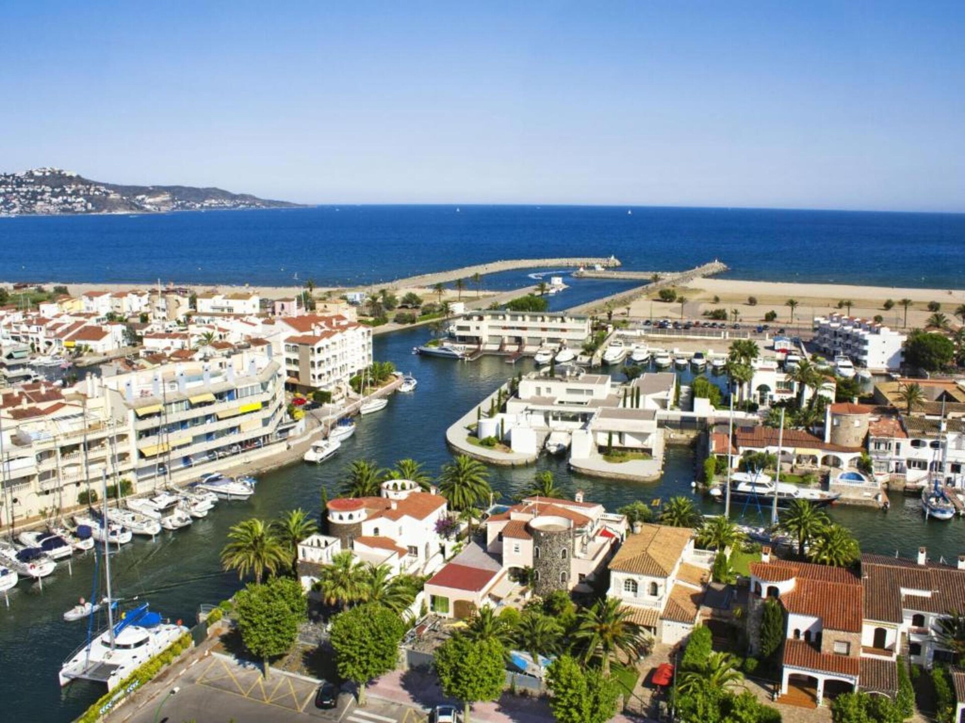Rustiek appartement met privézwembad en uitzicht op de baai van Roses - foto 36