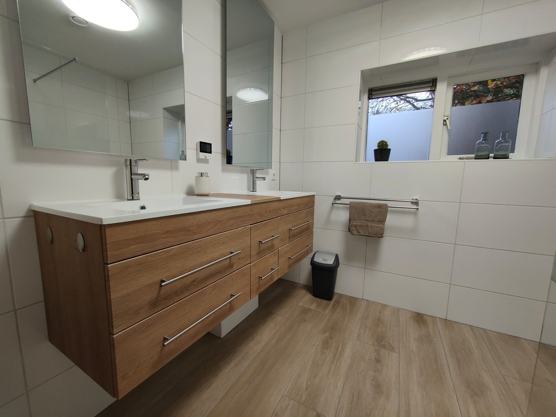 Veluwse Specht: vrijstaand vakantiehuis aan de rand van het bos in Garderen - foto 18