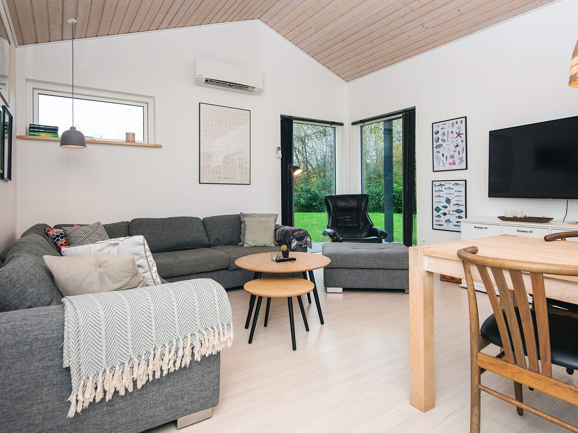 Ruim vakantiehuis met 4 slaapkamers op 500m van de zee in Glesborg, Denemarken - foto 17