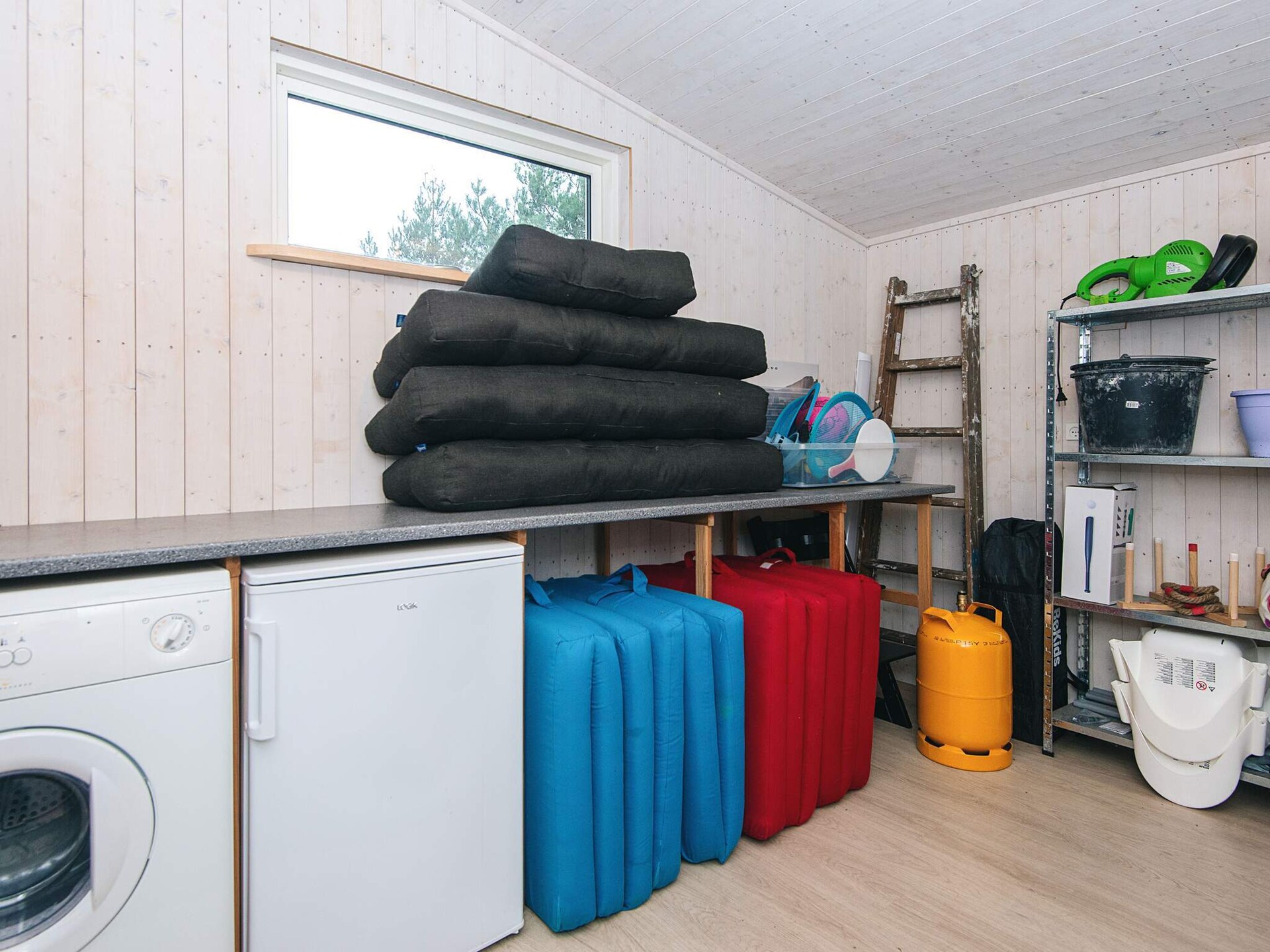 Ruim vakantiehuis met 4 slaapkamers op 500m van de zee in Glesborg, Denemarken - foto 32