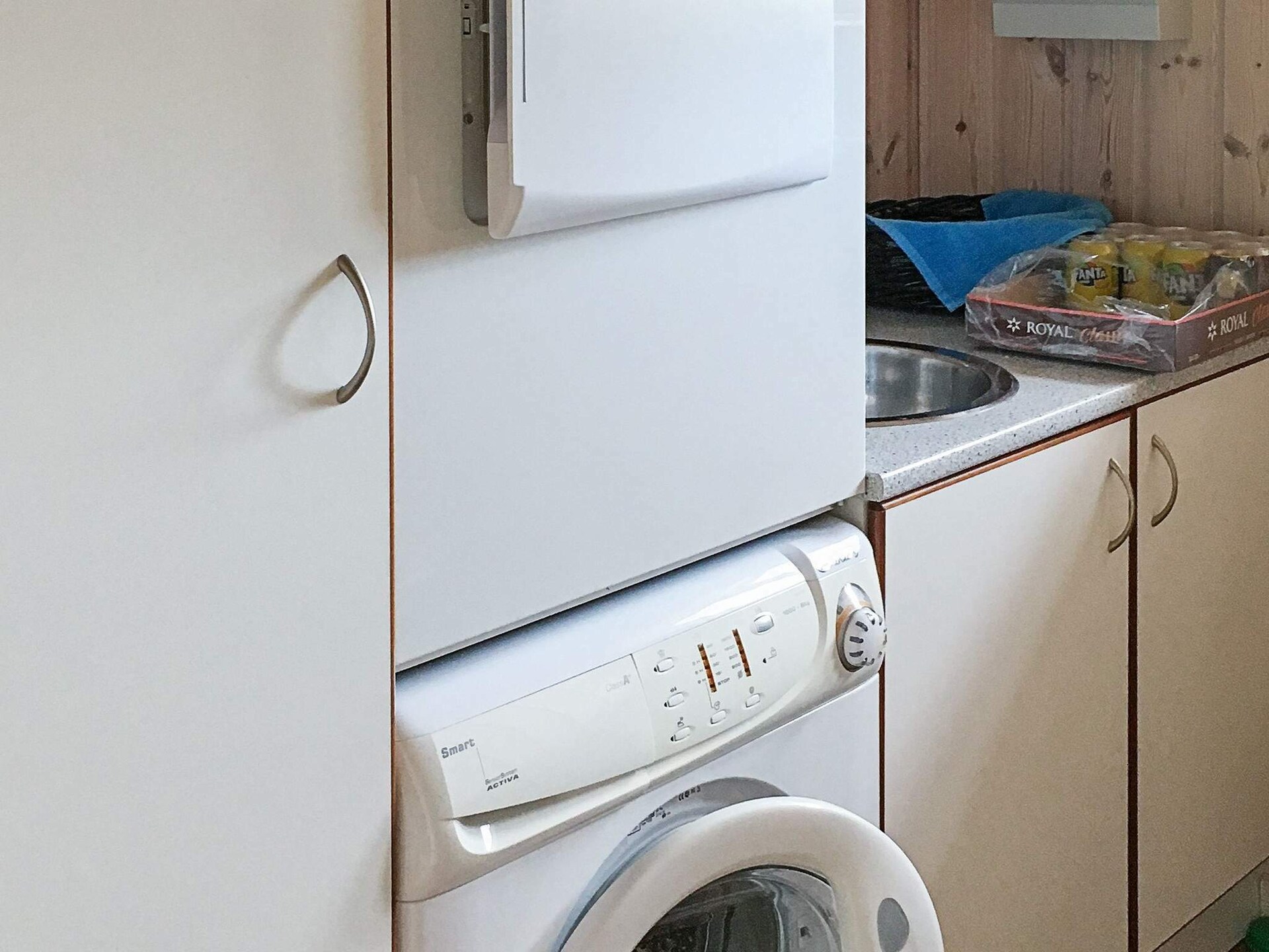 Licht vakantiehuis met whirlpool op 700 meter van de zee in Rødby - foto 33