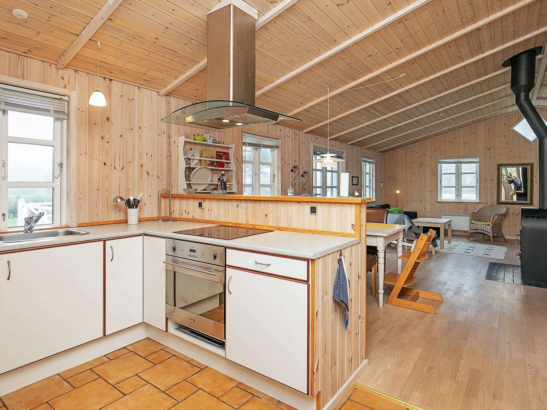 Licht vakantiehuis met whirlpool op 700 meter van de zee in Rødby - foto 27
