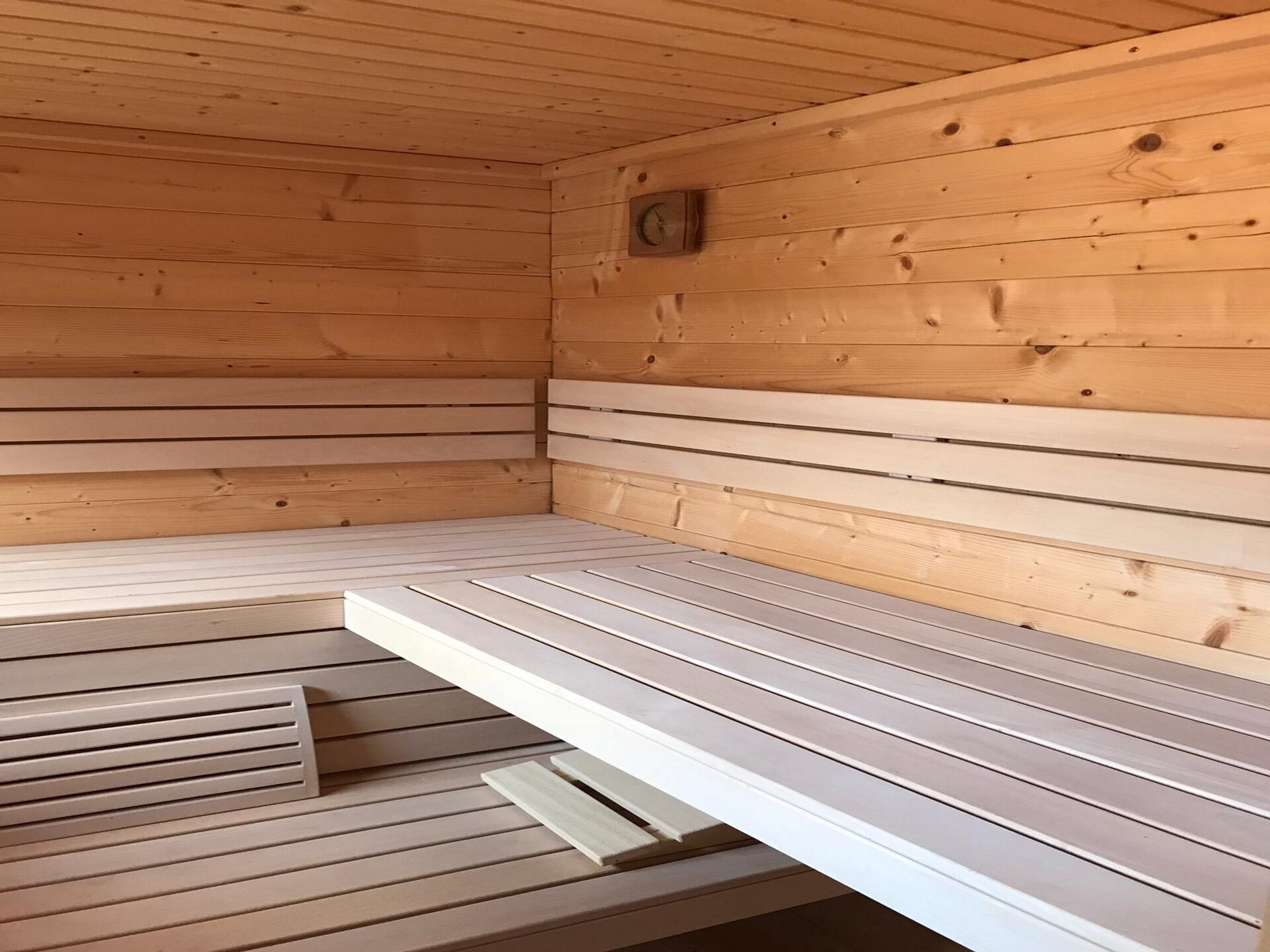 De Zilvermeeuw: Vrijstaand vakantiehuis in bosrijke omgeving nabij zee - foto 40