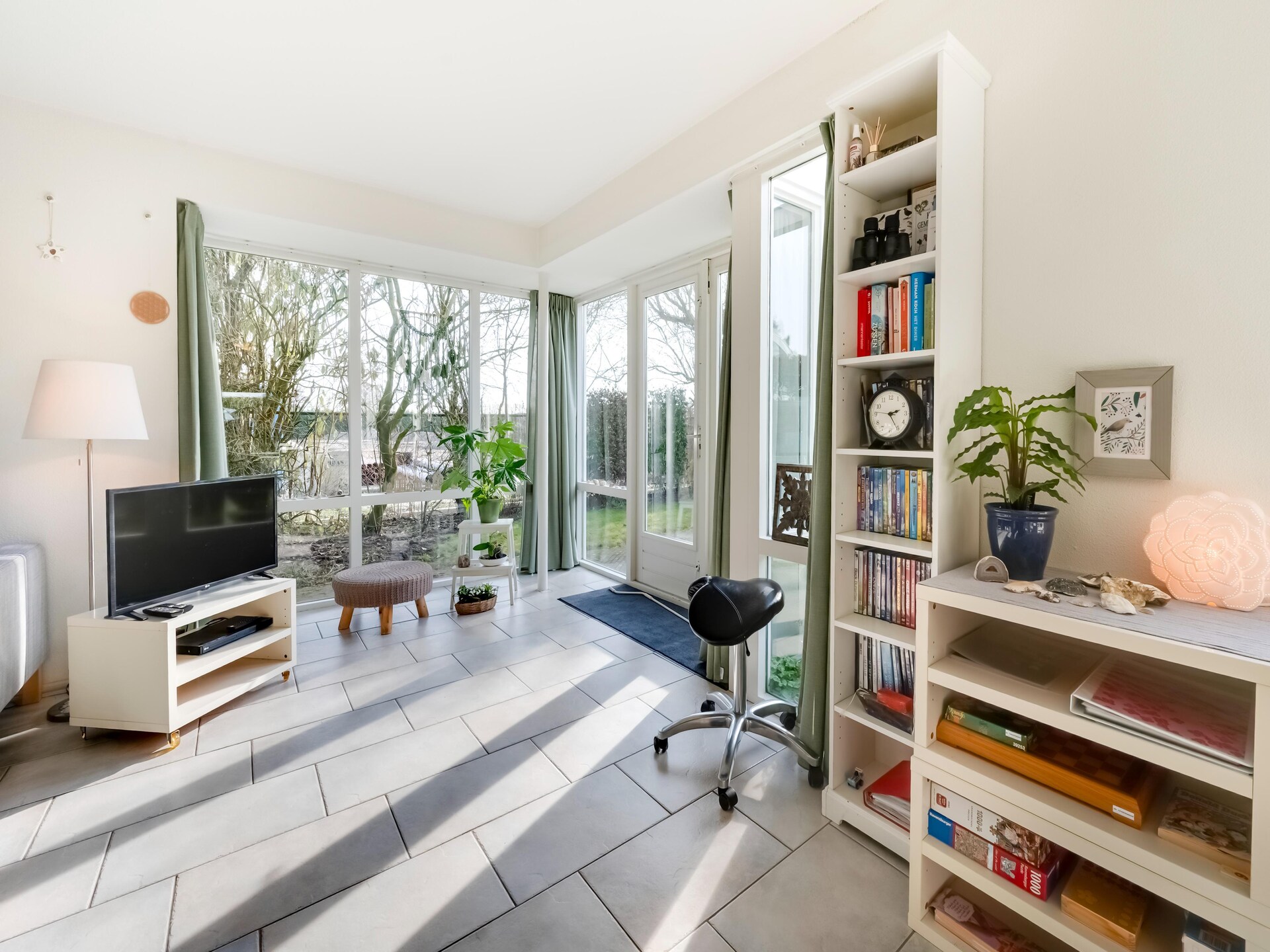 De Zilvermeeuw: Vrijstaand vakantiehuis in bosrijke omgeving nabij zee - foto 6