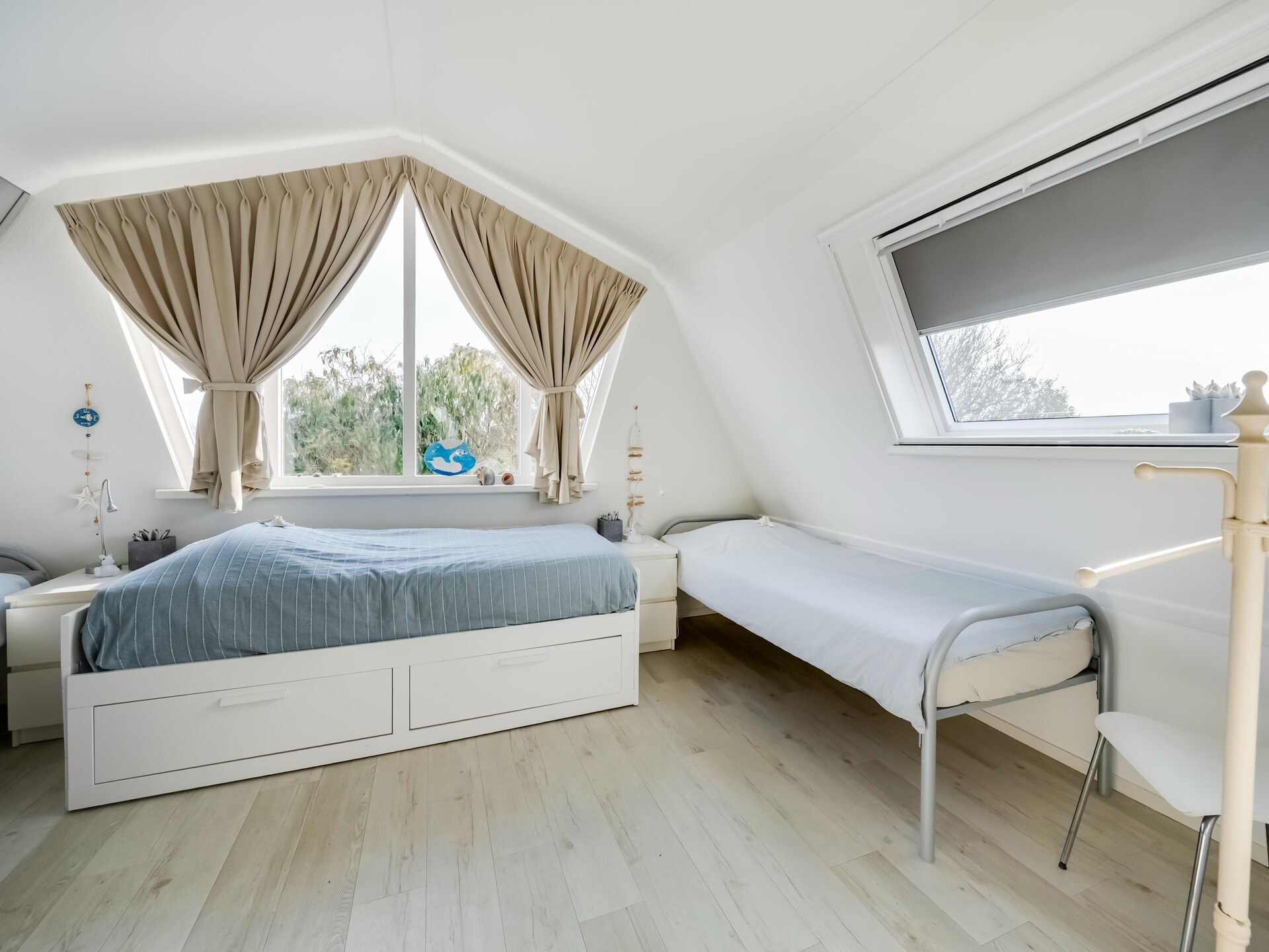 De Zilvermeeuw: Vrijstaand vakantiehuis in bosrijke omgeving nabij zee - foto 19