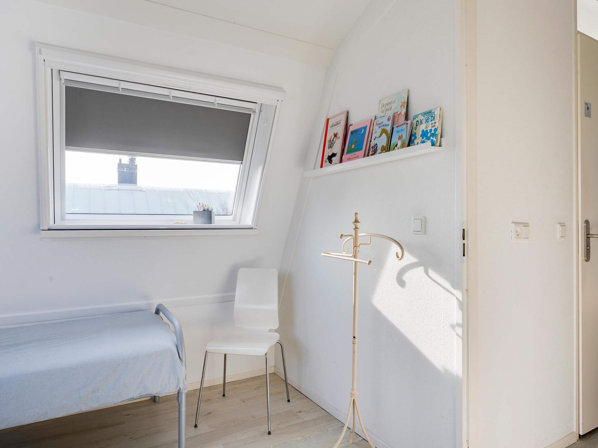 De Zilvermeeuw: Vrijstaand vakantiehuis in bosrijke omgeving nabij zee - foto 24