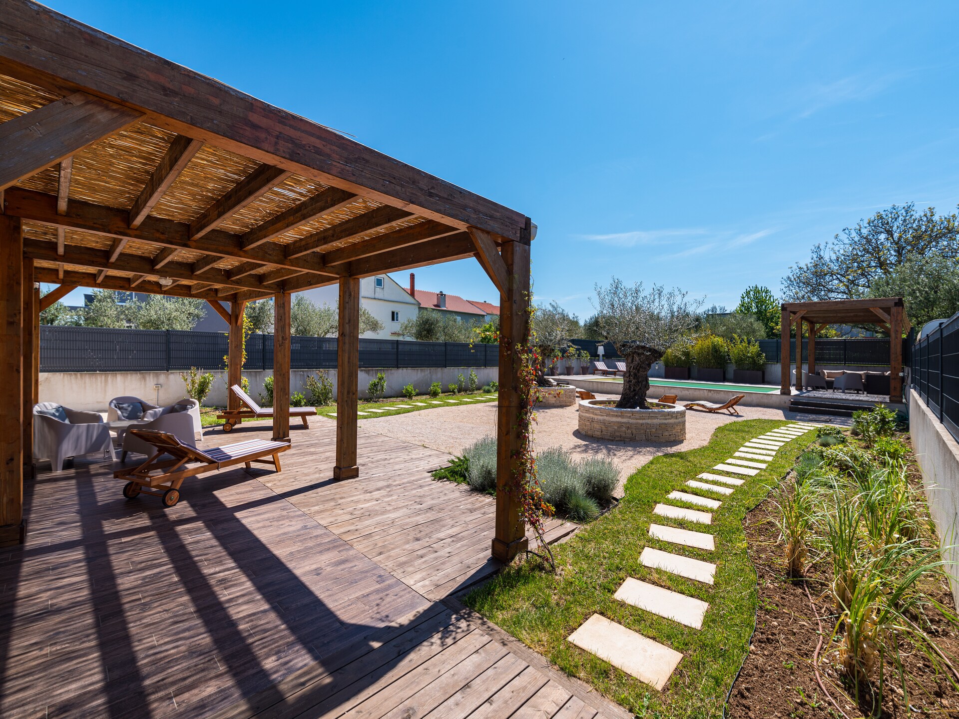 Villa Bibinje: moderne privévilla met zwembad op 200m van het strand - foto 34