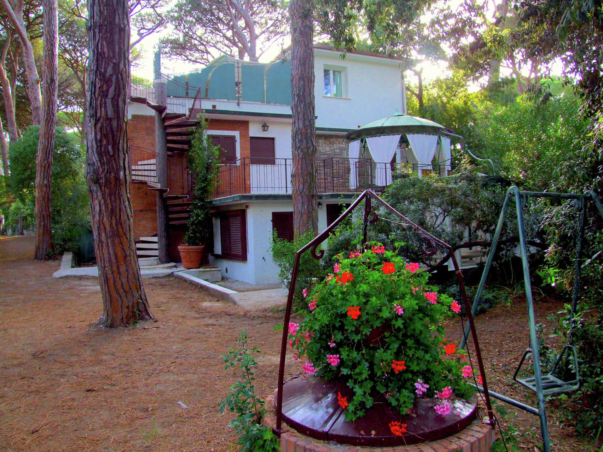 Pineta Bouganville: Gezellig vakantiehuis op 300m van zee in Toscane - foto 1