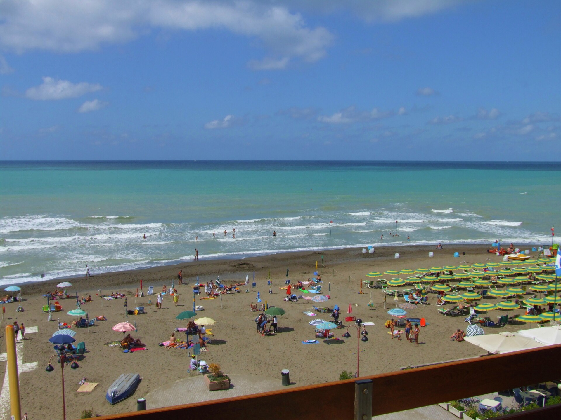 Appartement met directe strandtoegang en panoramisch zeezicht in Marina di Castagneto - foto 35