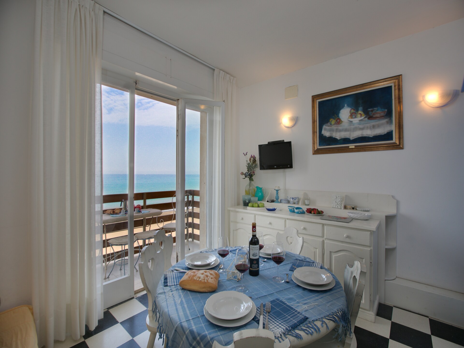 Appartement met directe strandtoegang en panoramisch zeezicht in Marina di Castagneto - foto 2